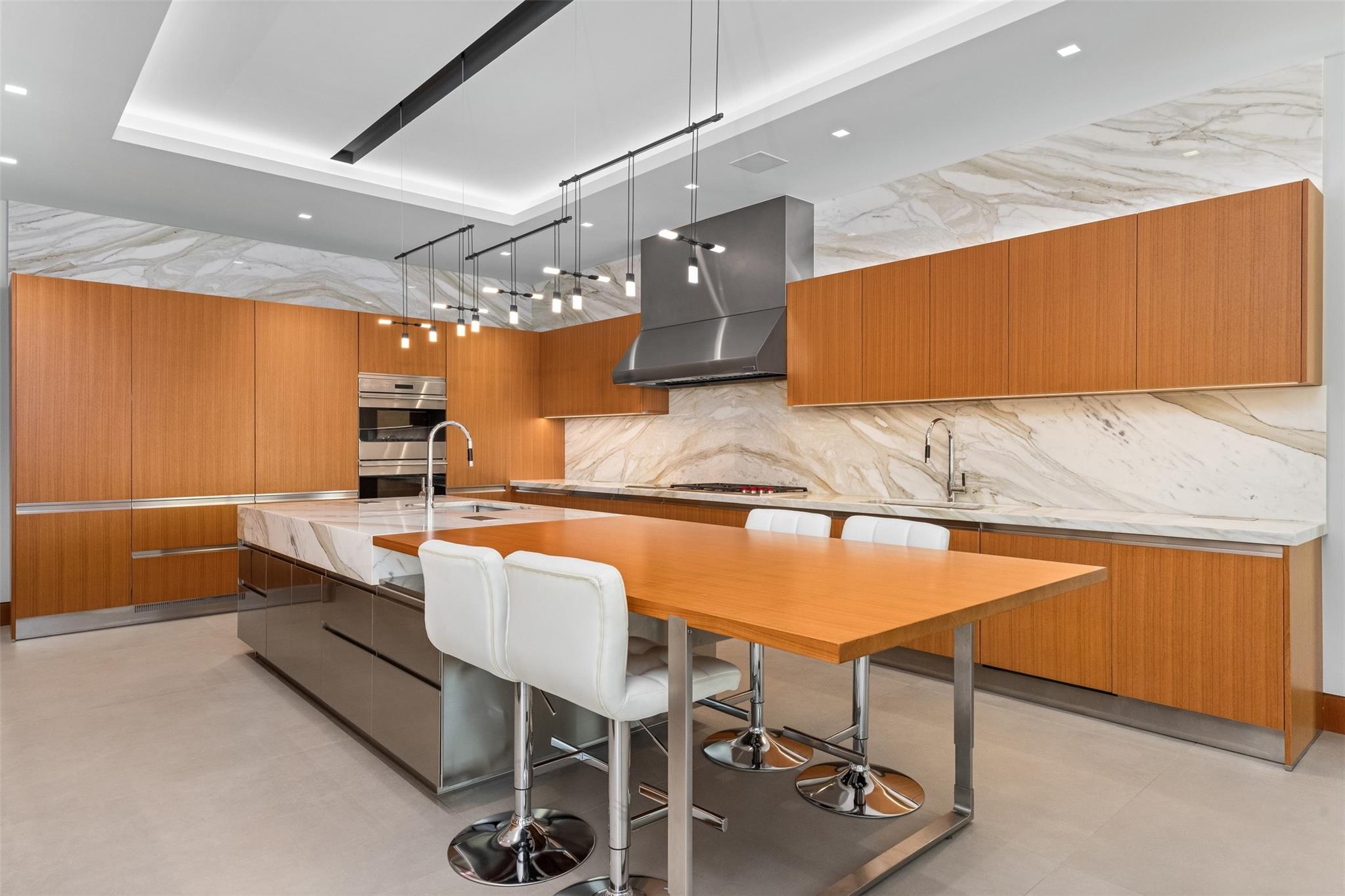 650 Royal Plaza Drive, Fort Lauderdale, FL 33301