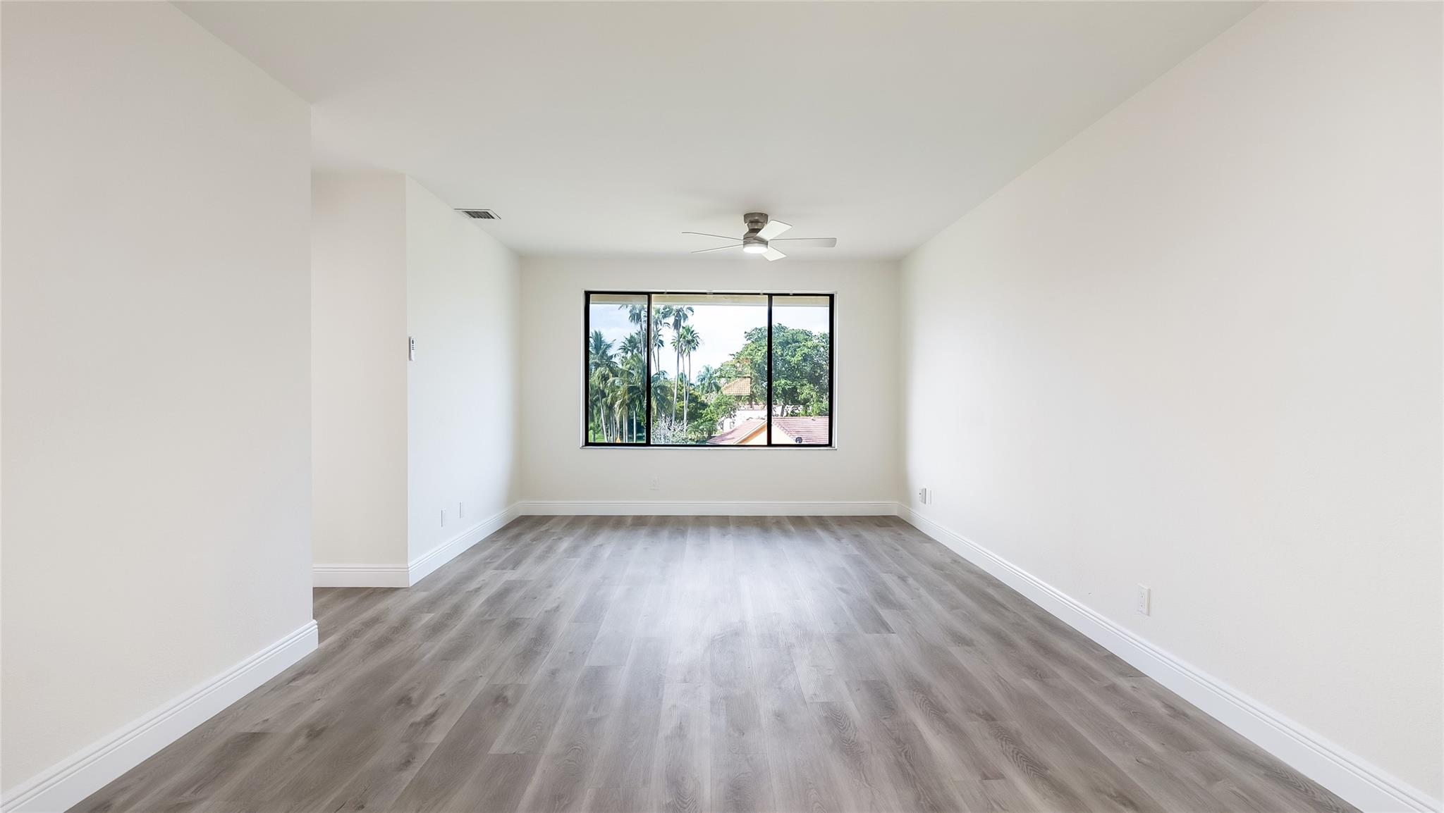 11477 NW 39th Court 301-1, Coral Springs, FL 33065