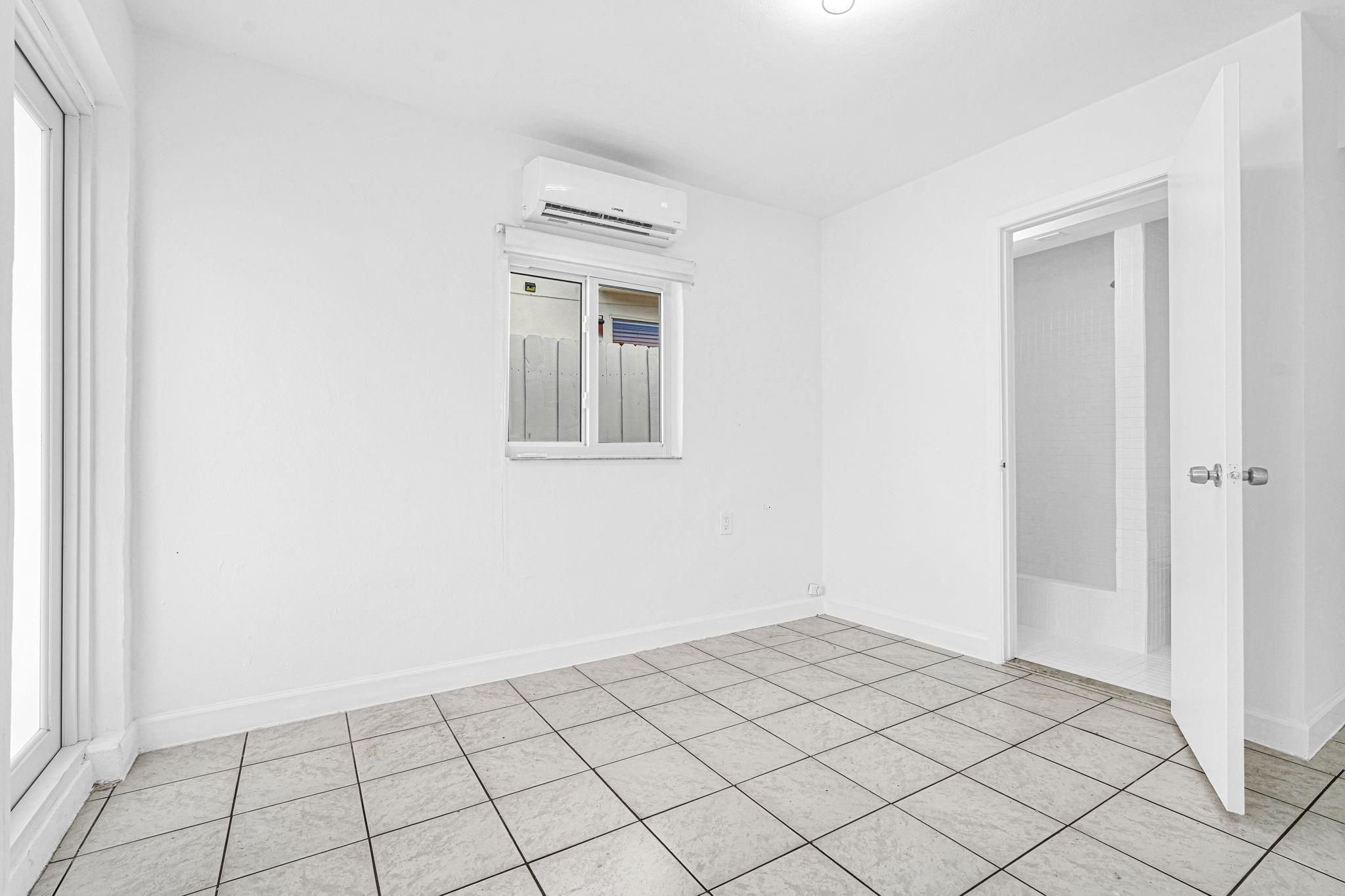 2291 SW 17th Street, Miami, FL 33145