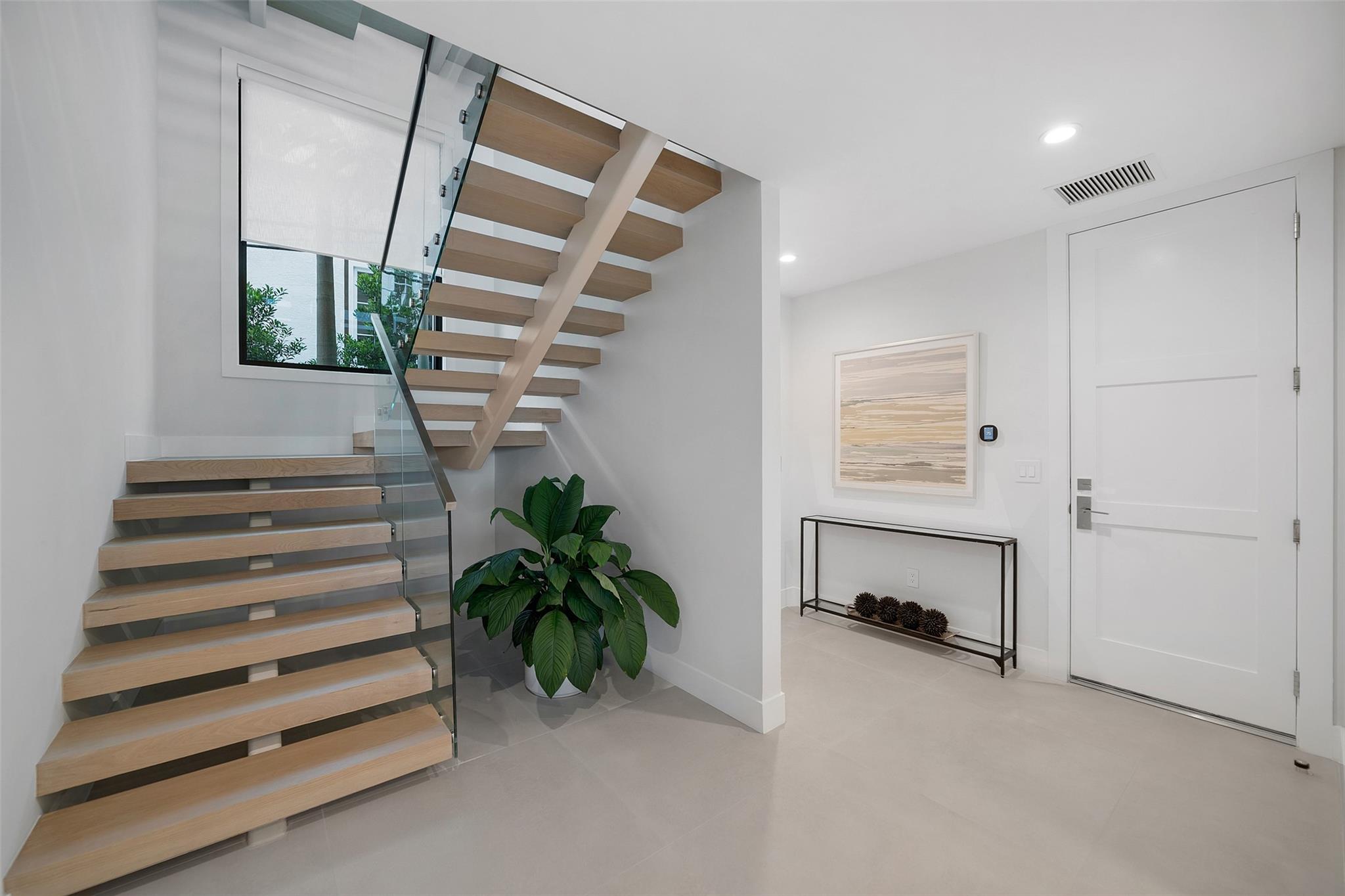 1813 N Fort Lauderdale Beach Boulevard, Fort Lauderdale, FL 33305