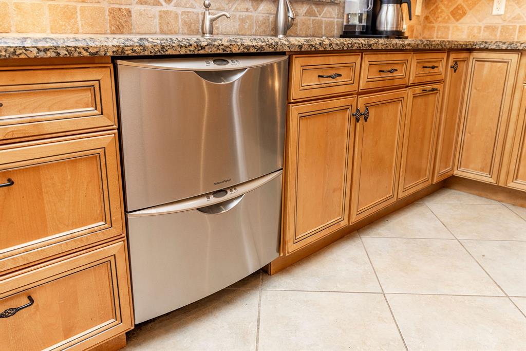 Photo for 1104 Hidden Valley Way, Weston, FL 33327 - Listing #FX-10435153 1104 Hidden Valley Way, Weston, FL 33327