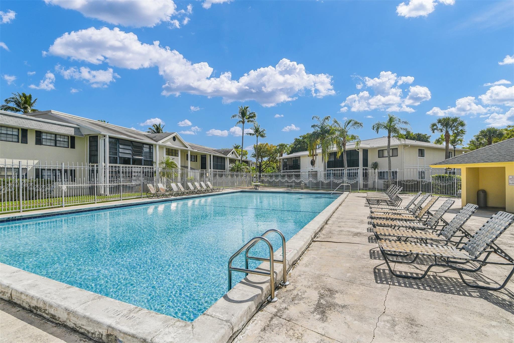 Photo for 935 NE 199th Street, 103-16, Miami, FL 33179 - Listing #FX-10489741 935 NE 199th Street, 103-16, Miami, FL 33179