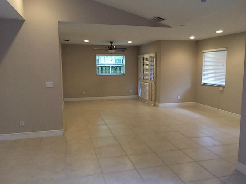 Den/Family/Great Room