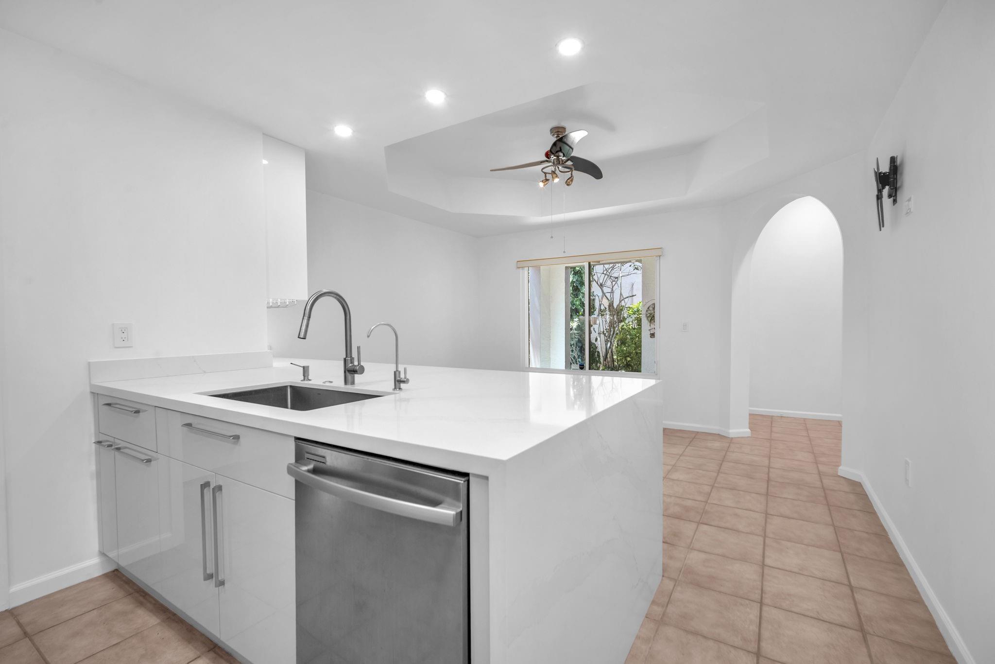 Photo for 1840 NW 94th Avenue, Plantation, FL 33322 - Listing #FX-10503111 1840 NW 94th Avenue, Plantation, FL 33322