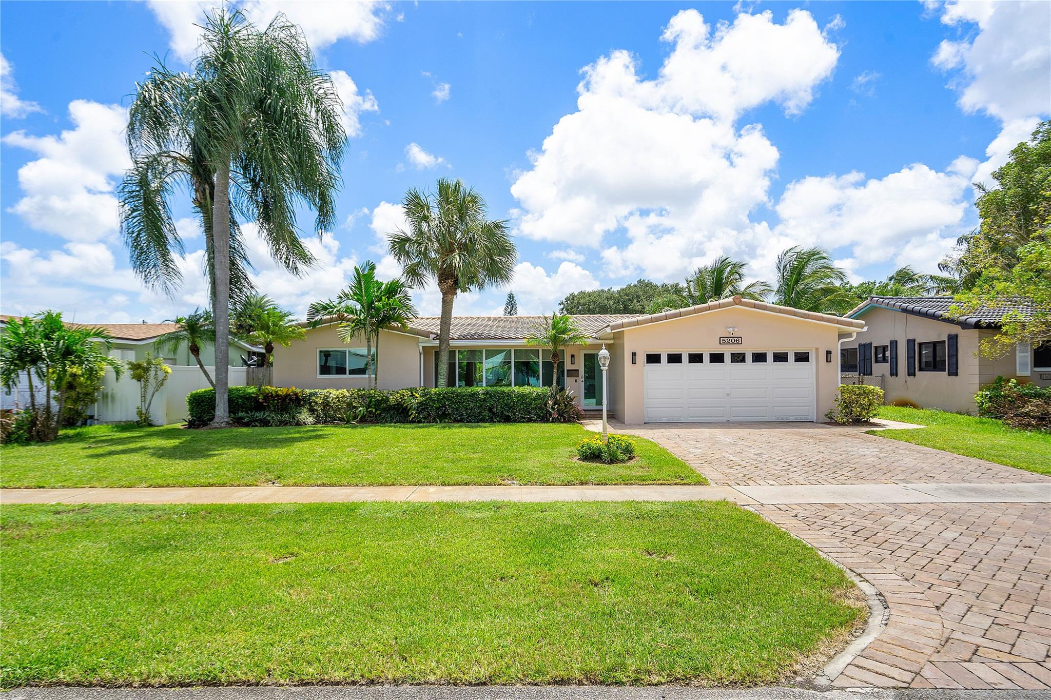 Photo for 5206 Cleveland Street, Hollywood, FL 33021 - listing #FX-10532979 5206 Cleveland Street, Hollywood, FL 33021