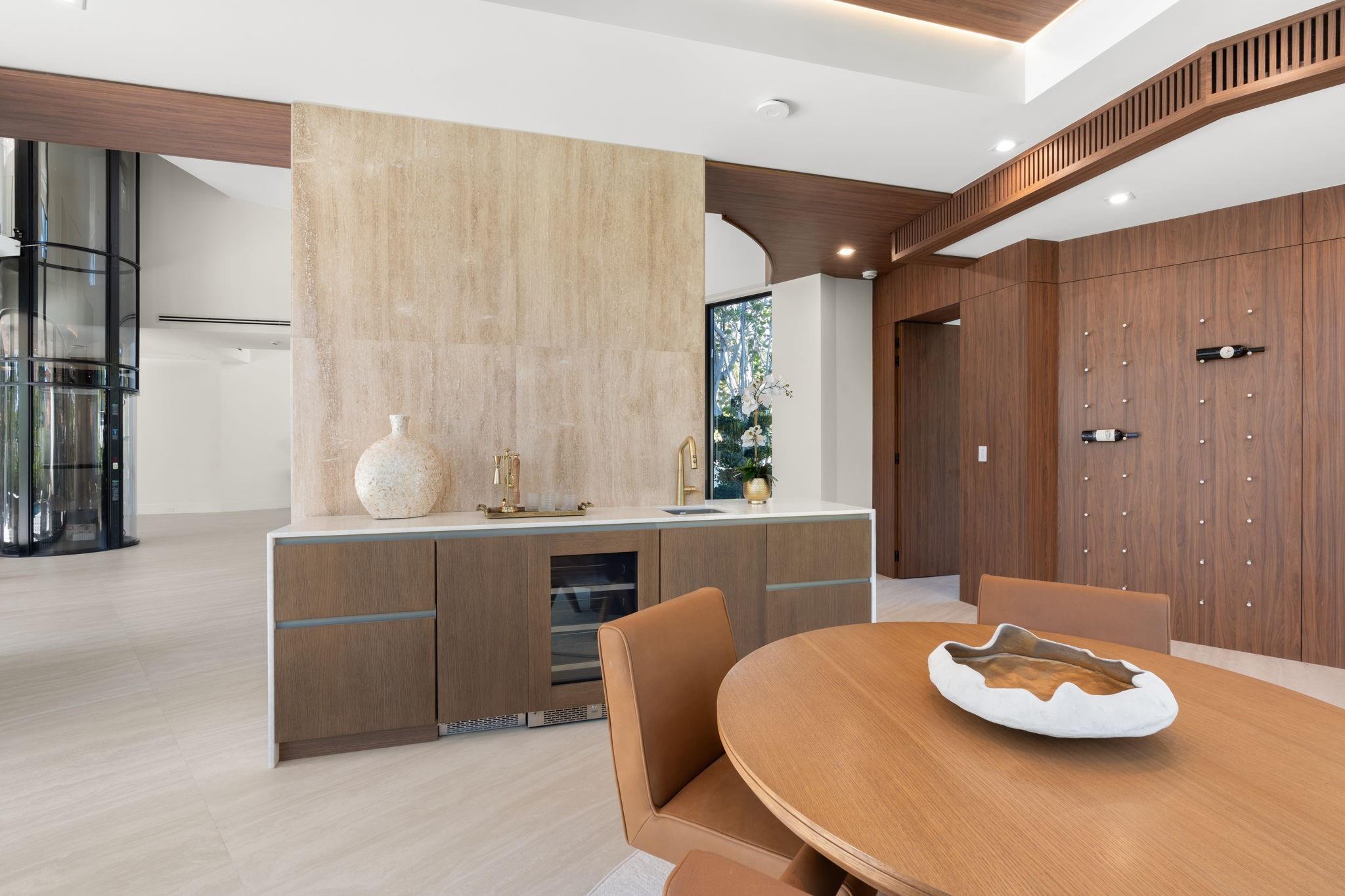 2035 Intracoastal Drive, Fort Lauderdale, FL 33305