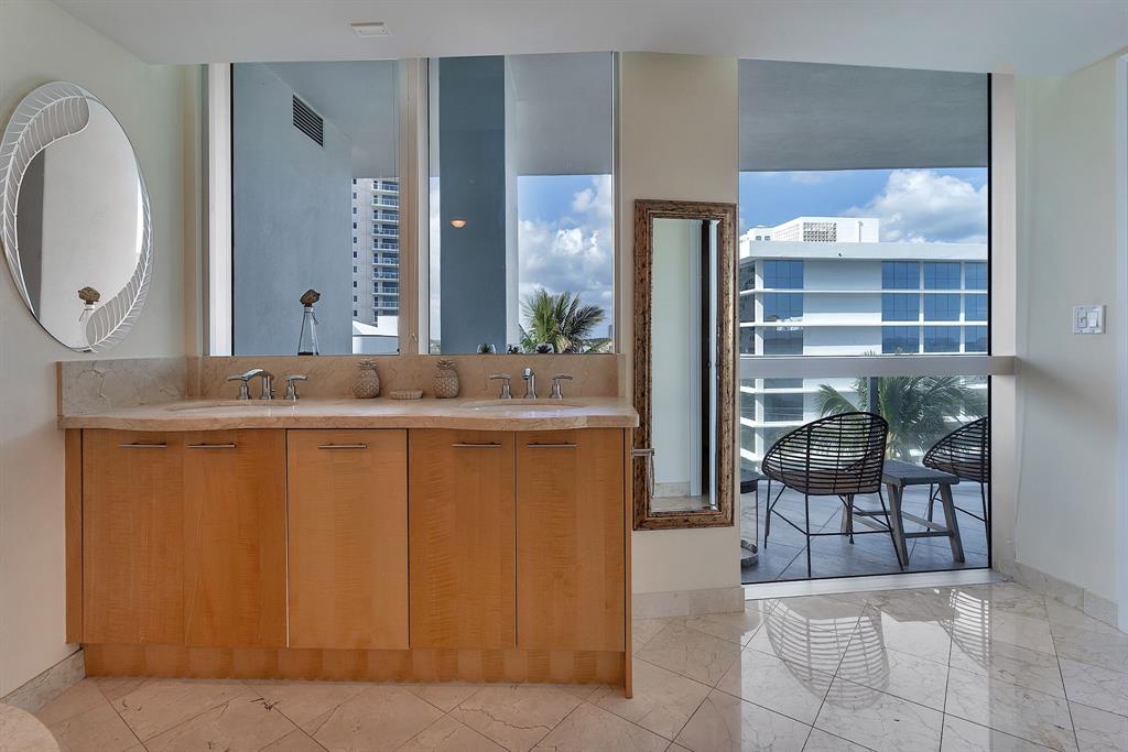 Photo for 1200 Holiday Drive, 406, Fort Lauderdale, FL 33316 - Listing #FX-10423172 1200 Holiday Drive, 406, Fort Lauderdale, FL 33316