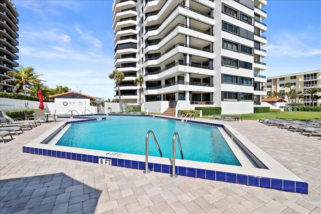 Photo for 600 Ocean Drive, 8D, Juno Beach, FL 33408 - Listing #FX-10422430 600 Ocean Drive, 8D, Juno Beach, FL 33408