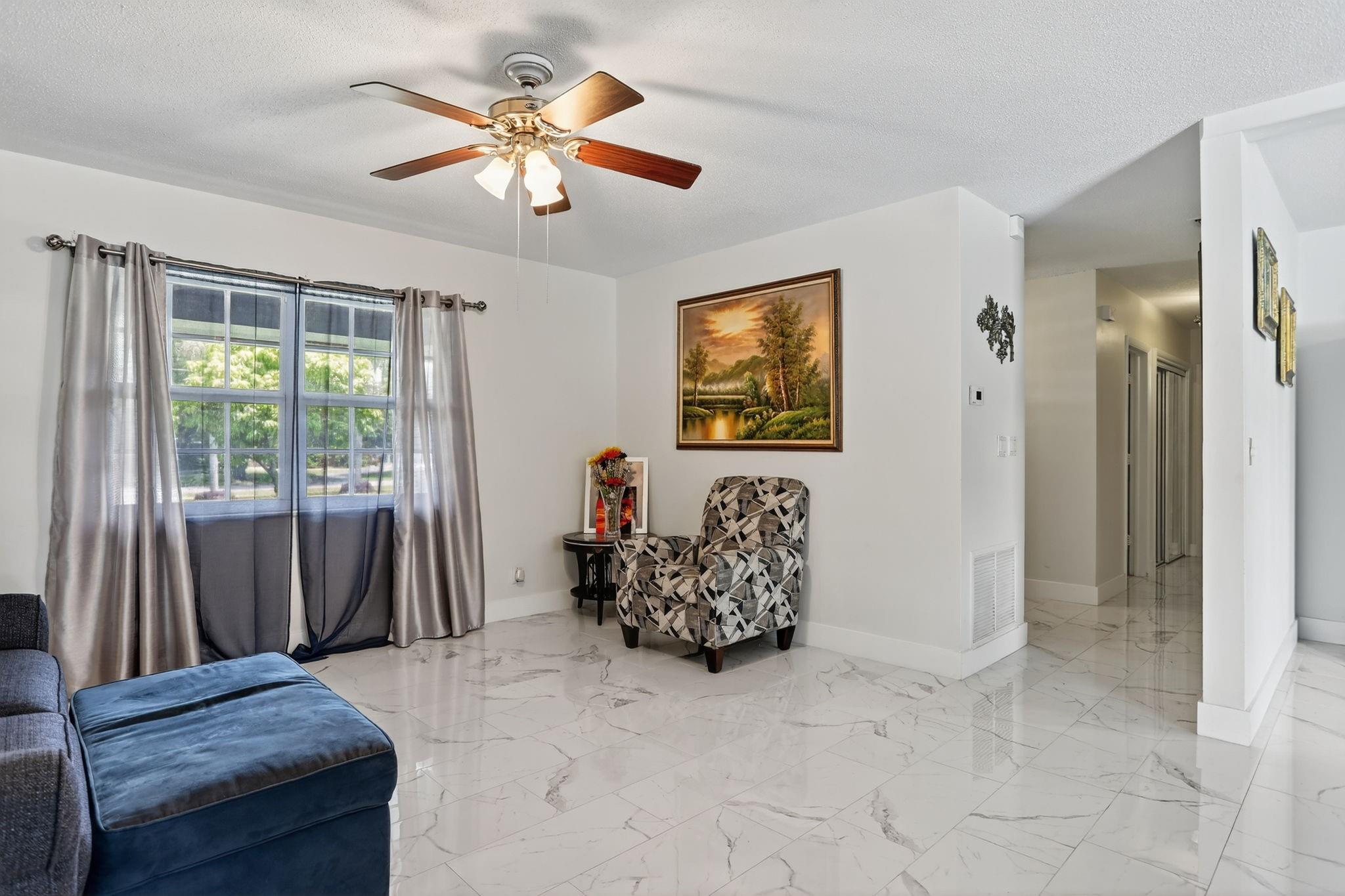 3504 NW 85th Avenue, Coral Springs, FL 33065