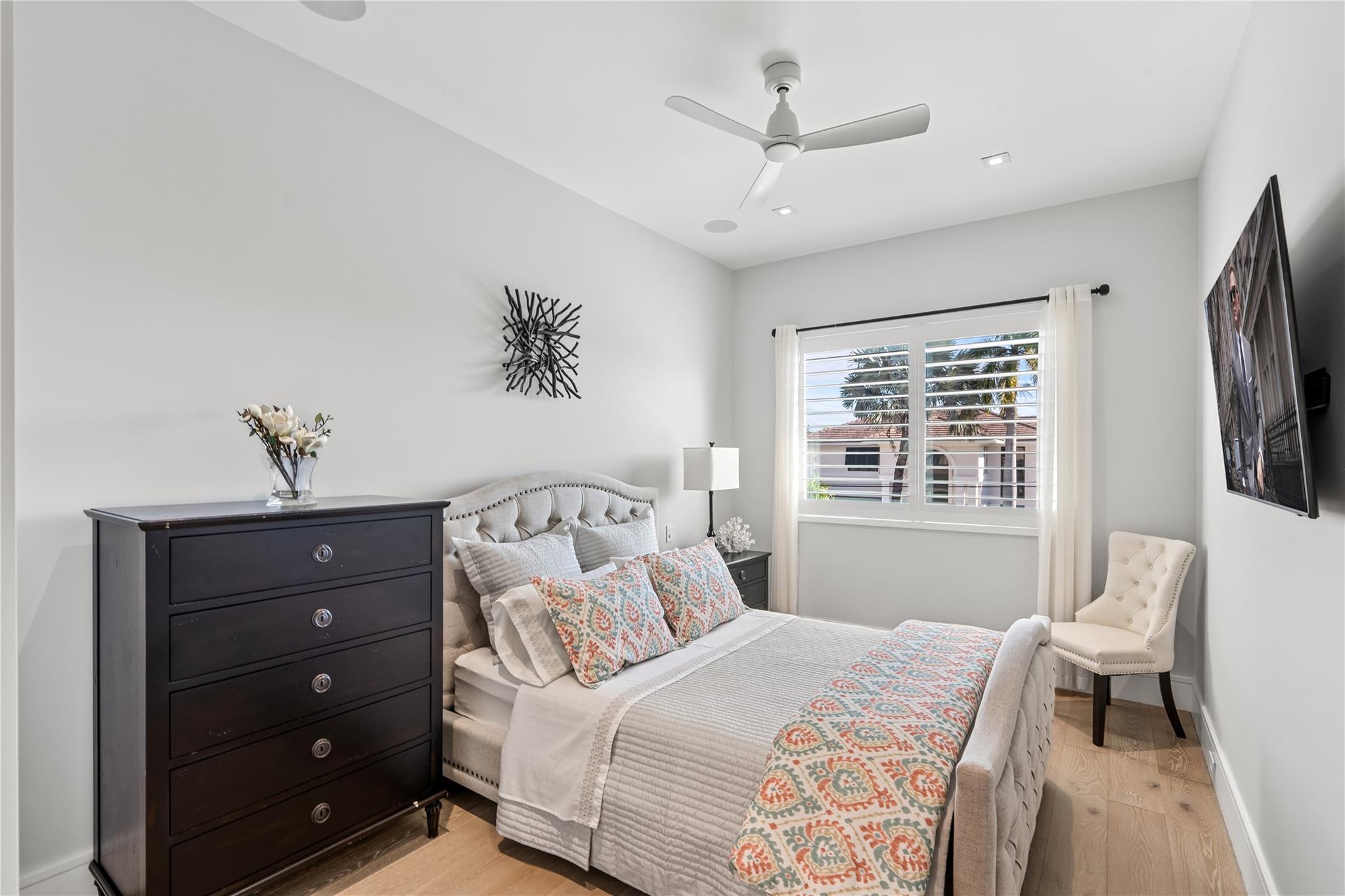 3129 NE 31st Avenue, Lighthouse Point, FL 33064