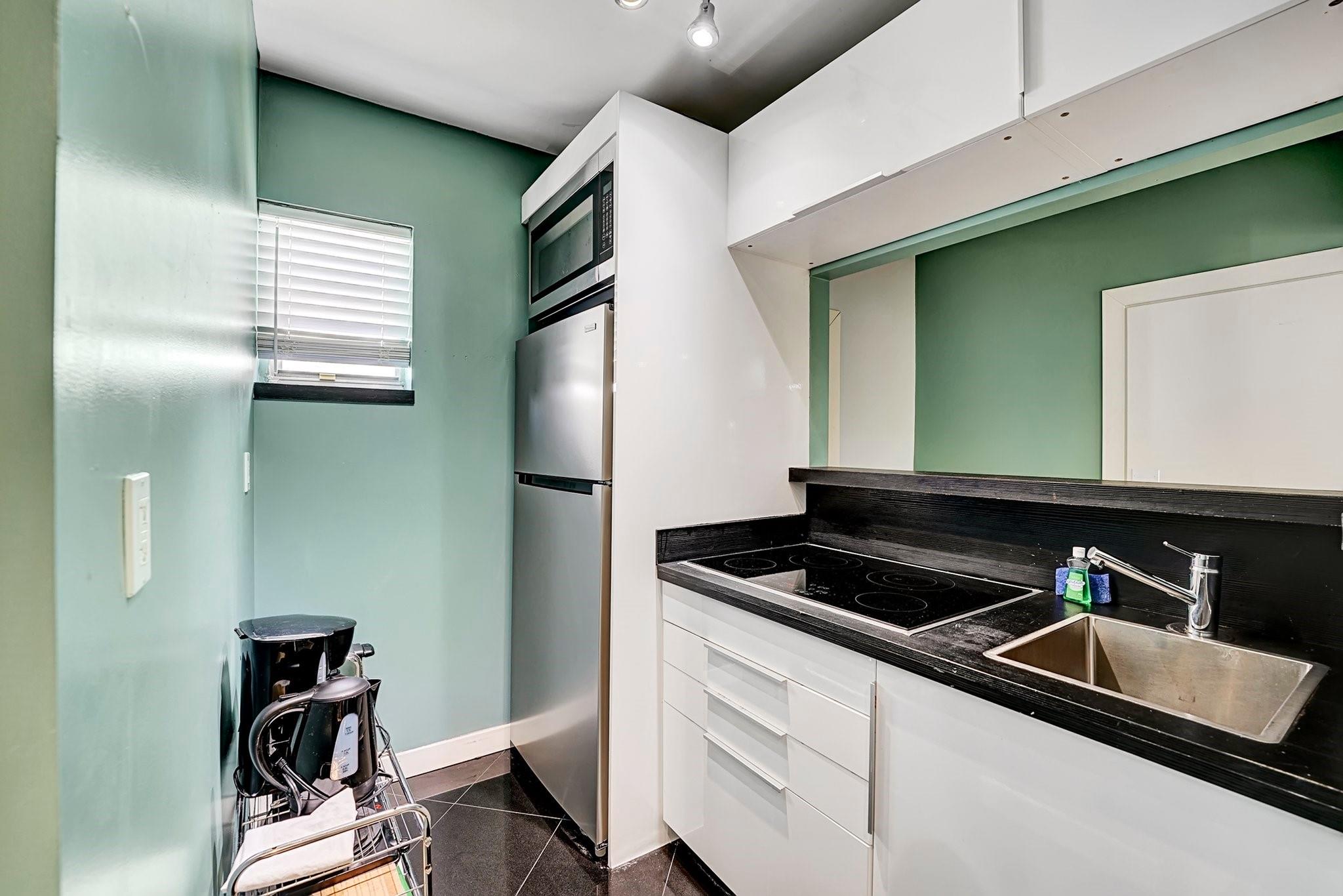 Photo for 560 Michigan Avenue, Miami Beach, FL 33139 - Listing #FX-10502930 560 Michigan Avenue, Miami Beach, FL 33139