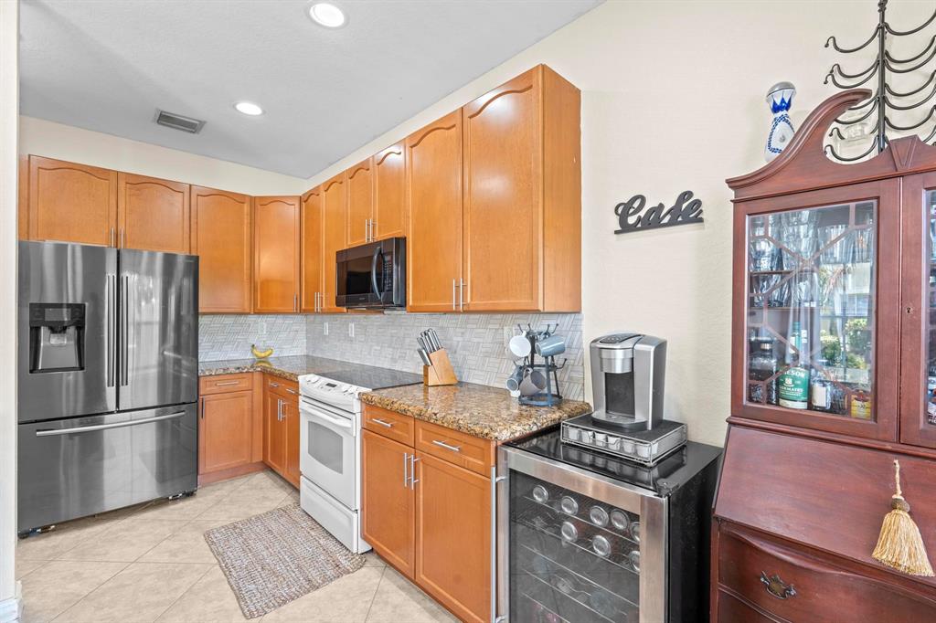 Photo for 265 Lake Monterey Circle, Boynton Beach, FL 33426 - Listing #FX-10448153 265 Lake Monterey Circle, Boynton Beach, FL 33426