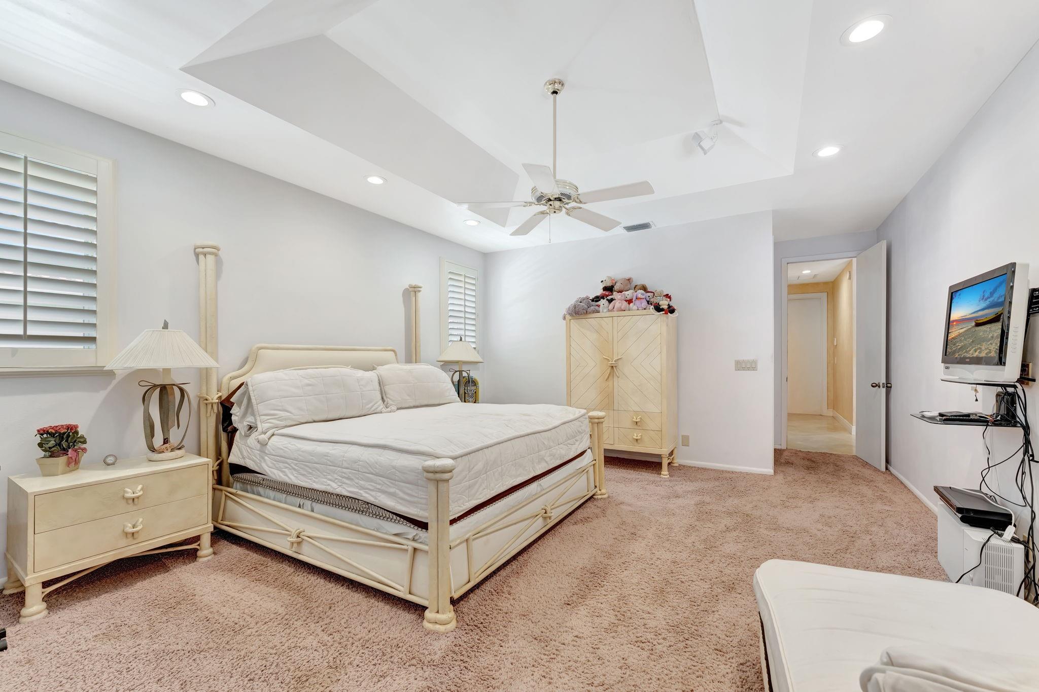 12055 Classic Drive, Coral Springs, FL 33071