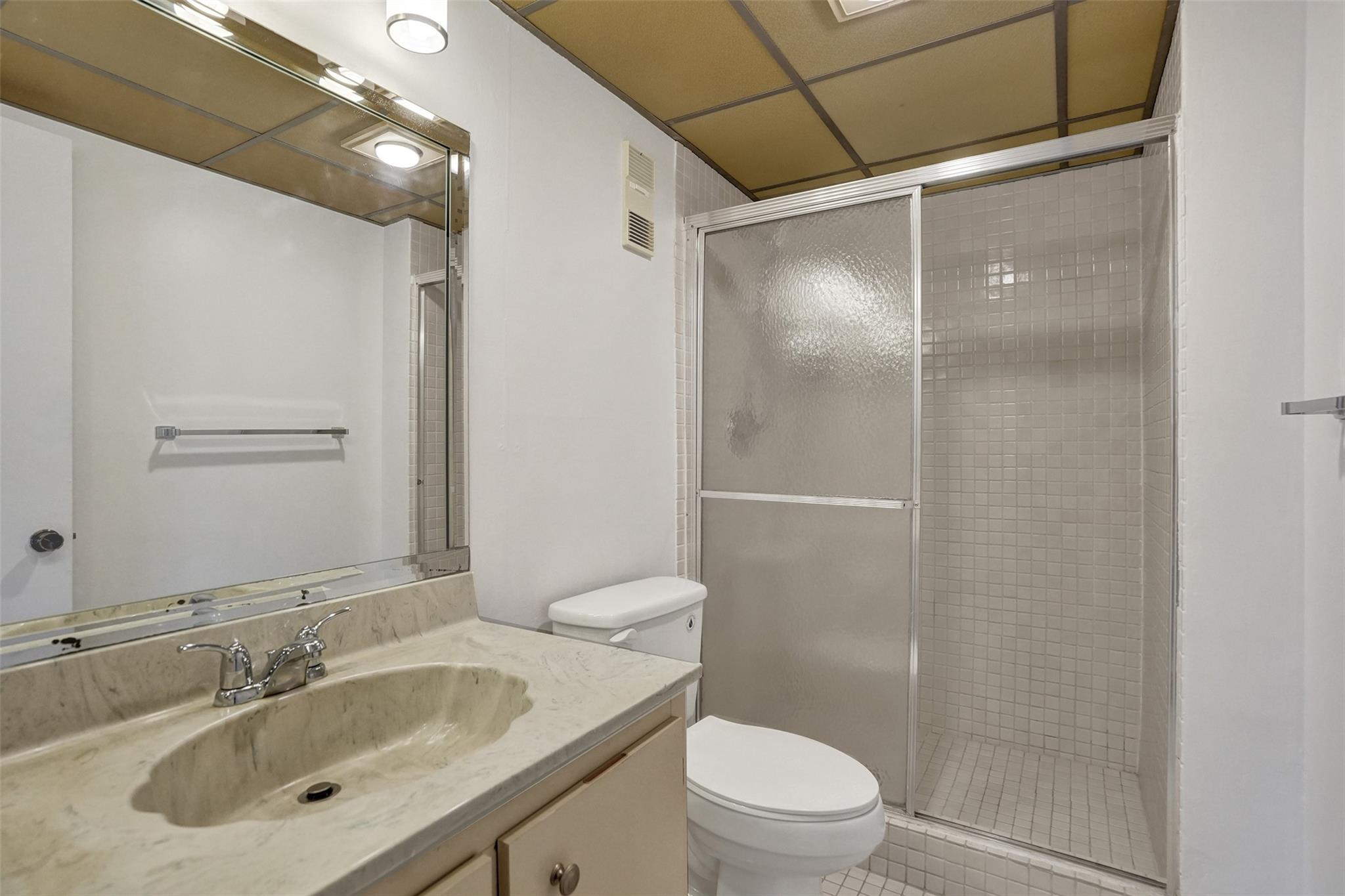 Photo for 7432 Ashmont Circle, 208, Tamarac, FL 33321 - Listing #FX-10525865 7432 Ashmont Circle, 208, Tamarac, FL 33321