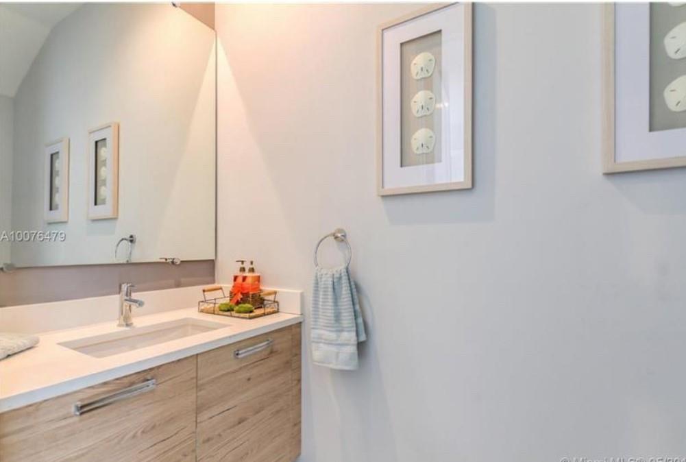 1400 NE 6 Street 1400, Fort Lauderdale, FL 33304