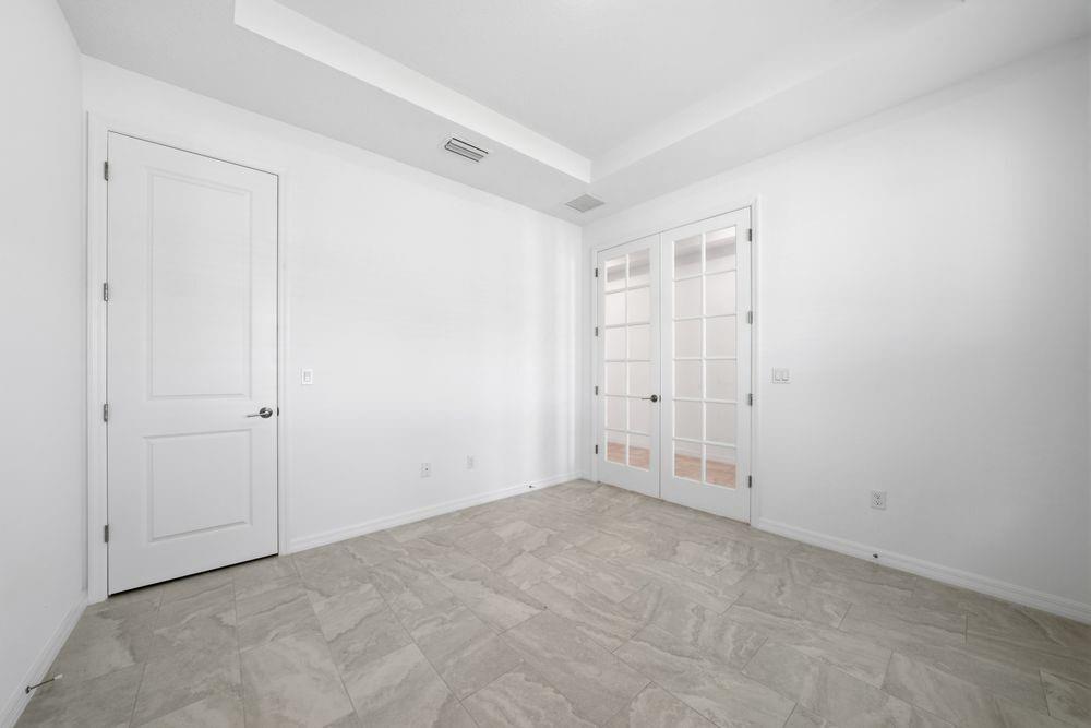 532 SE Ranch Oak Circle ~ Ready Now