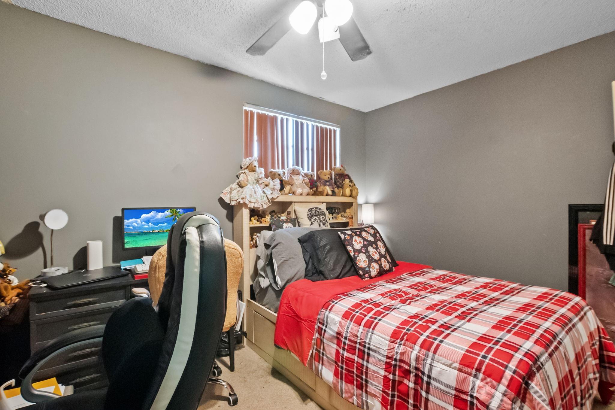 11772 NW 1st Street, Coral Springs, FL 33071