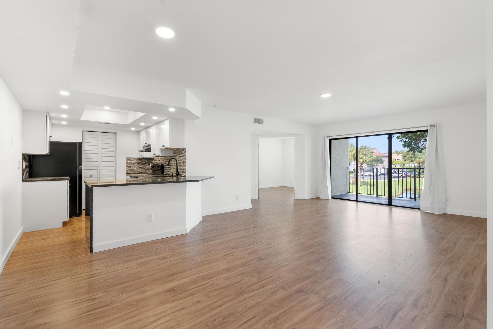 9144 W Atlantic Boulevard 823, Coral Springs, FL 33071