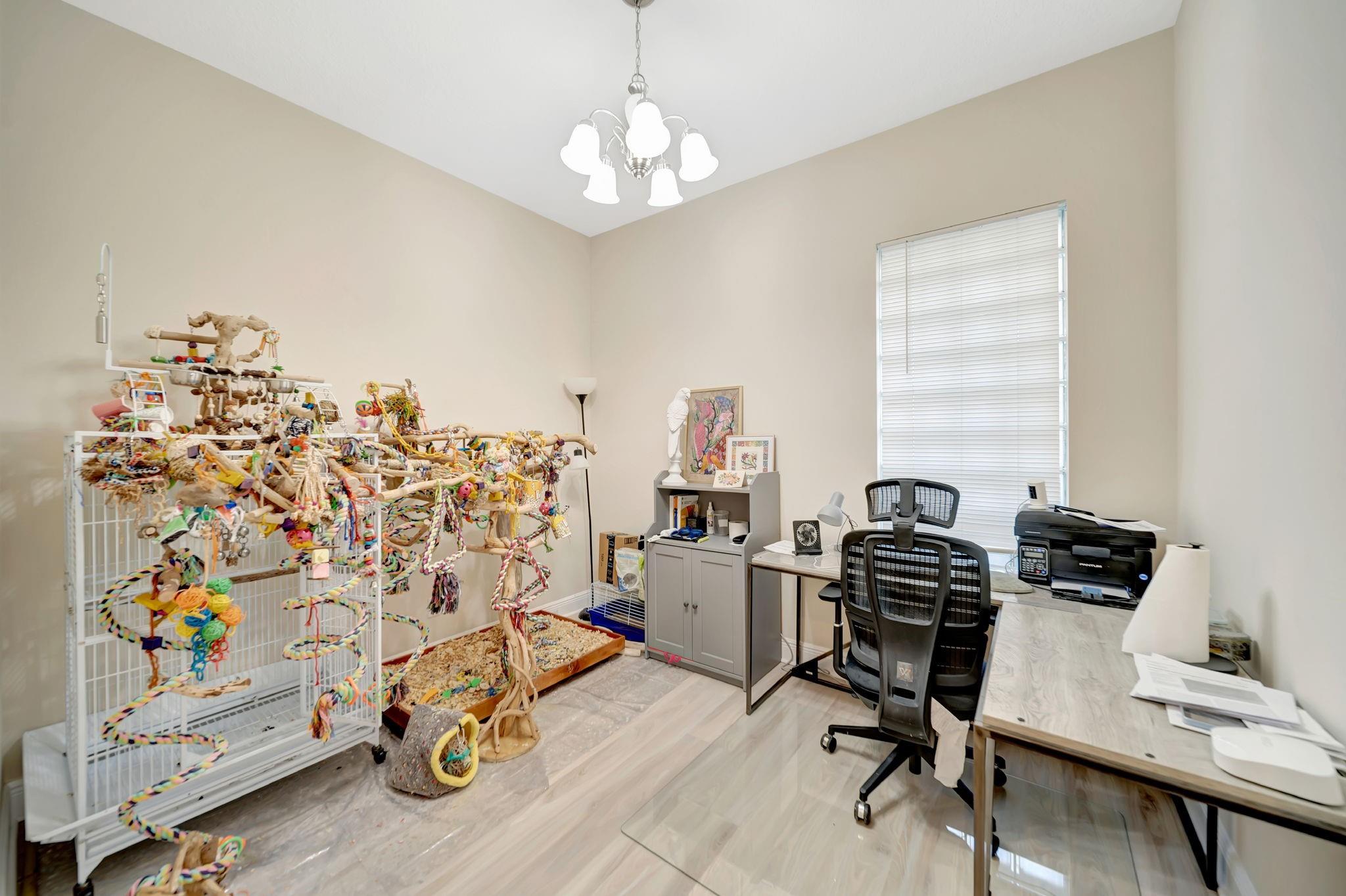 3824 NW 89th Way, Coral Springs, FL 33065