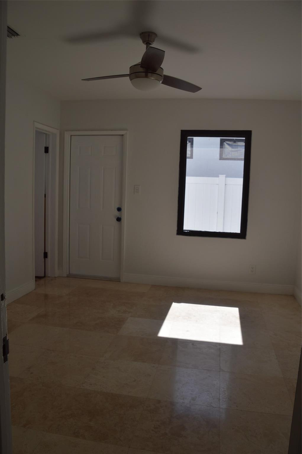 1430 NE 16th Avenue, Fort Lauderdale, FL 33304