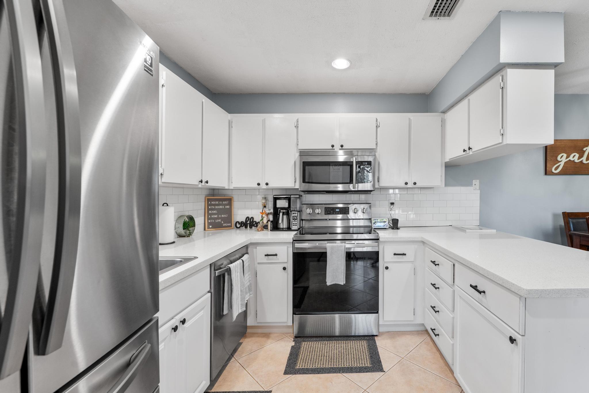 Photo for 2670 NW 99th Avenue, Coral Springs, FL 33065 - Listing #FX-10489398 2670 NW 99th Avenue, Coral Springs, FL 33065