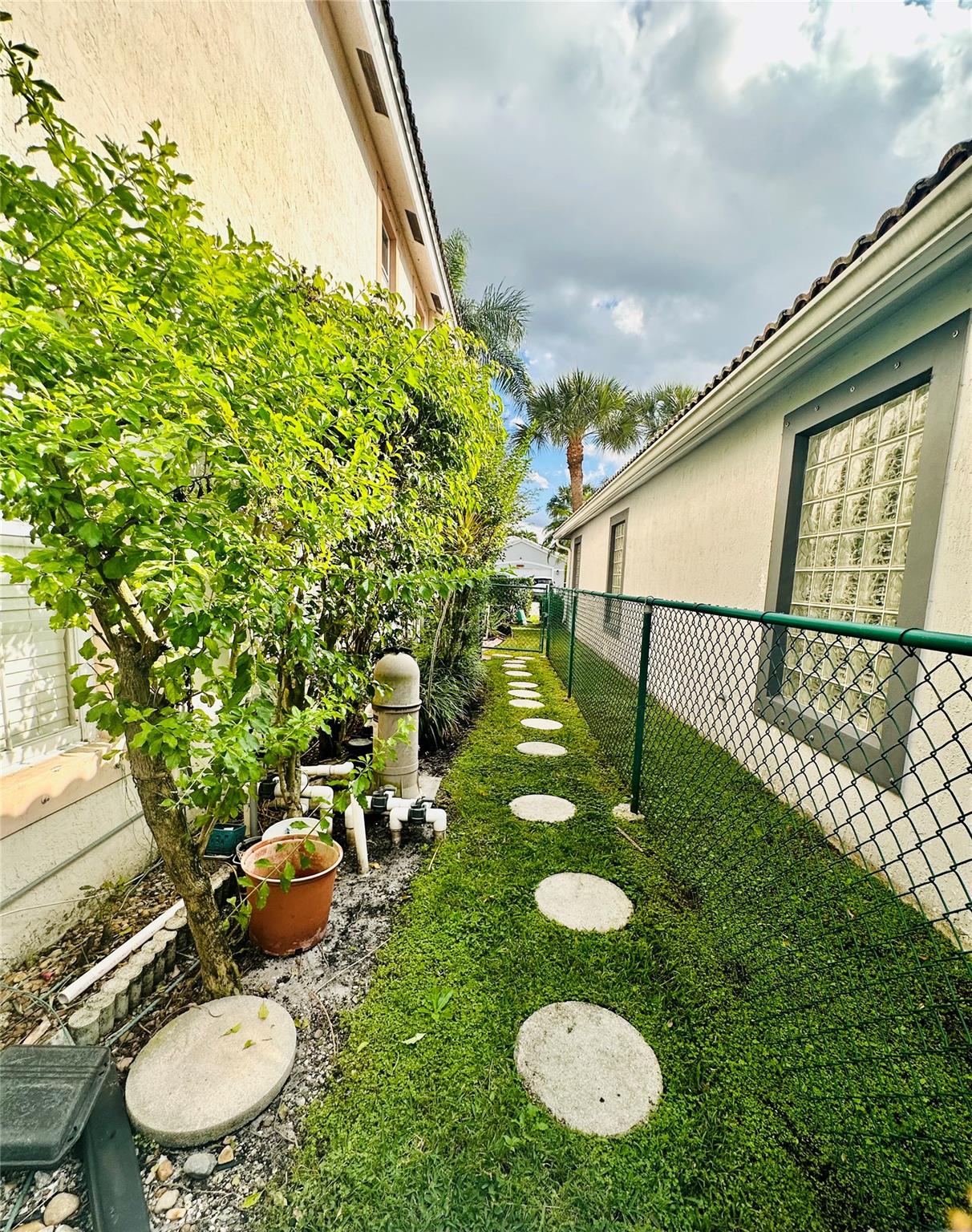 5522 NW 125th Terrace, Coral Springs, FL 33076