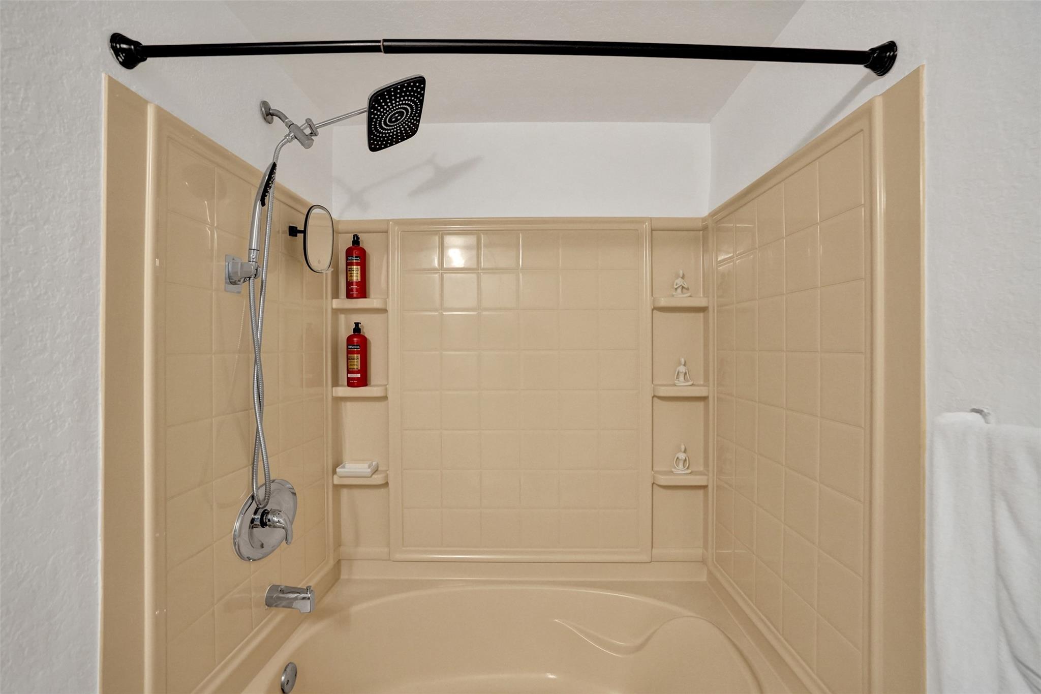 6584 W Sample Road 6584, Coral Springs, FL 33067