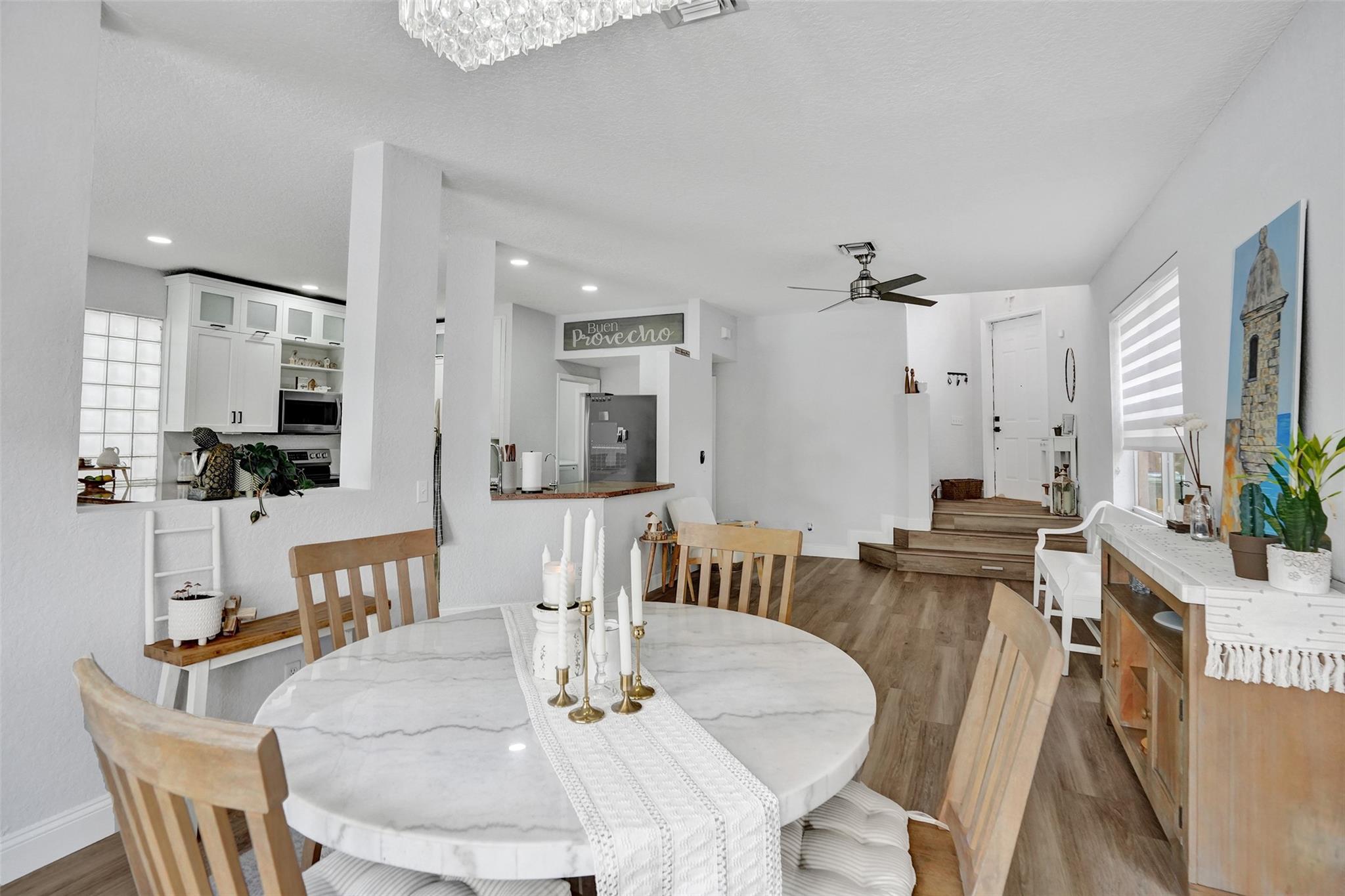 9814 NW 1st Mnr, Coral Springs, FL 33071