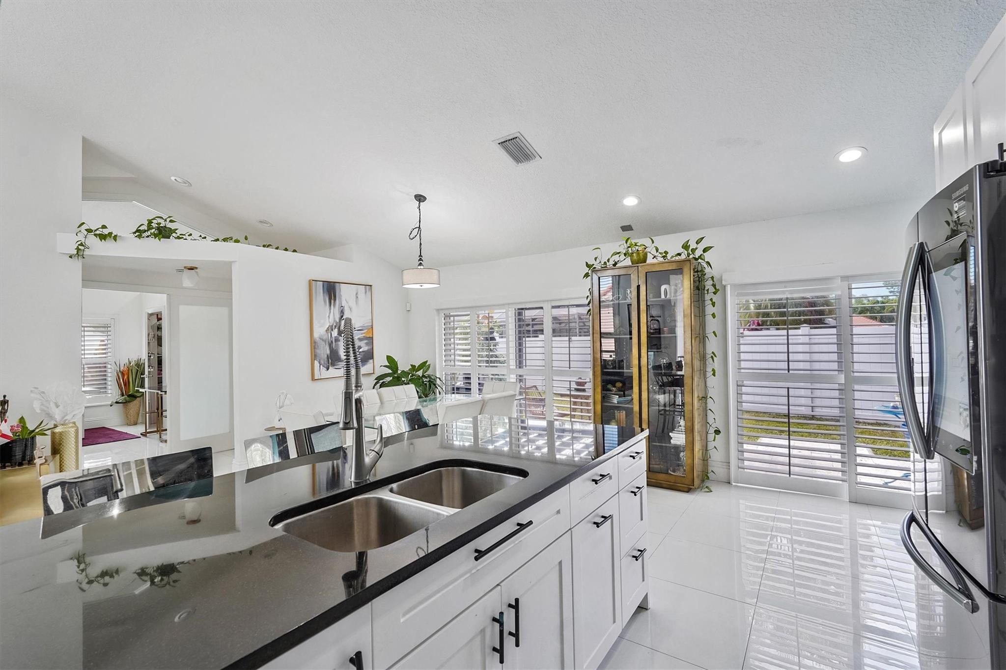 26 Dogwood Circle, Boynton Beach, FL 33436