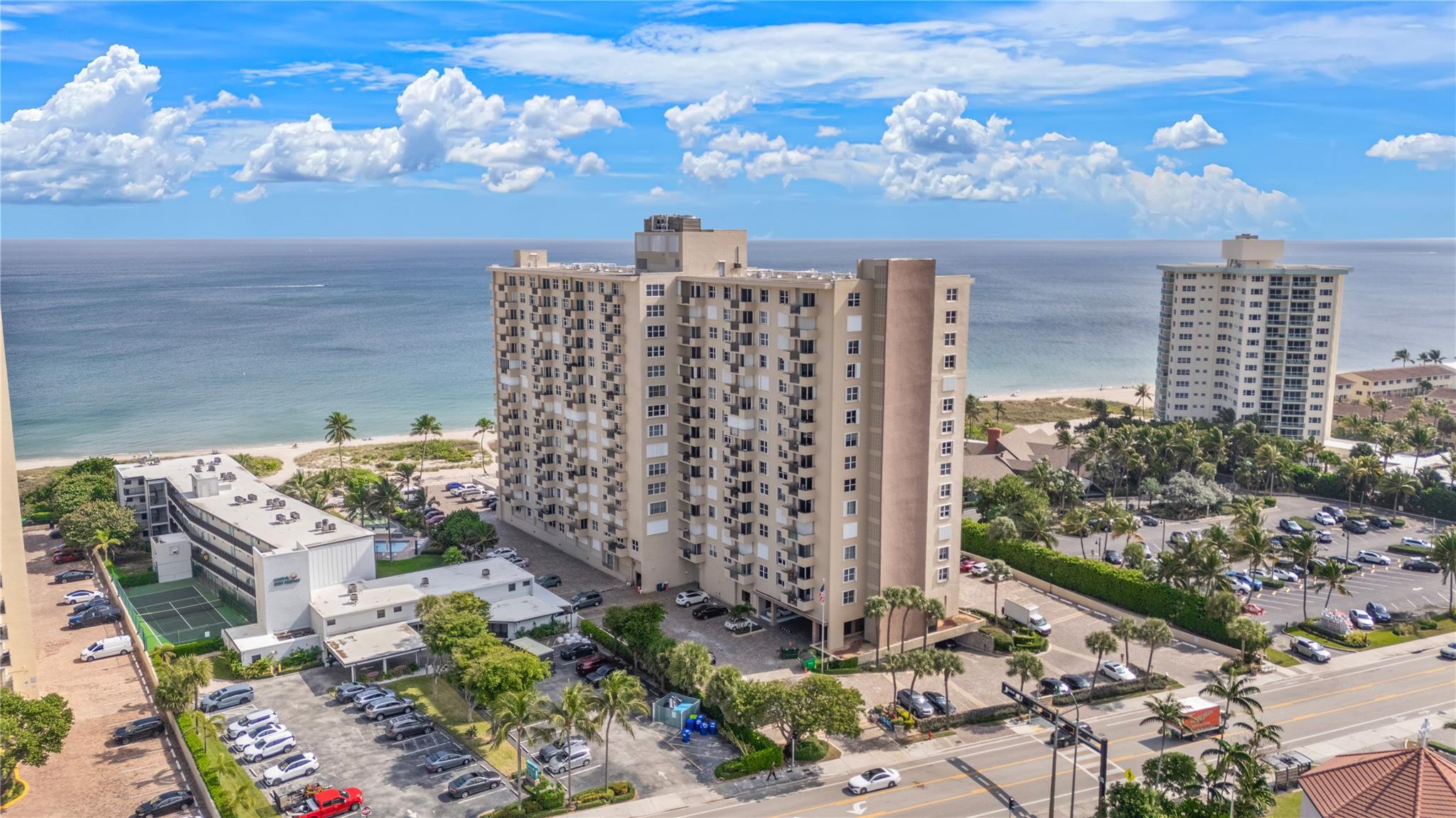 Photo for 2000 S Ocean Bl, 5D, Lauderdale By The Sea, FL 33062 - listing #FX-10536426 2000 S Ocean Bl, 5D, Lauderdale By The Sea, FL 33062