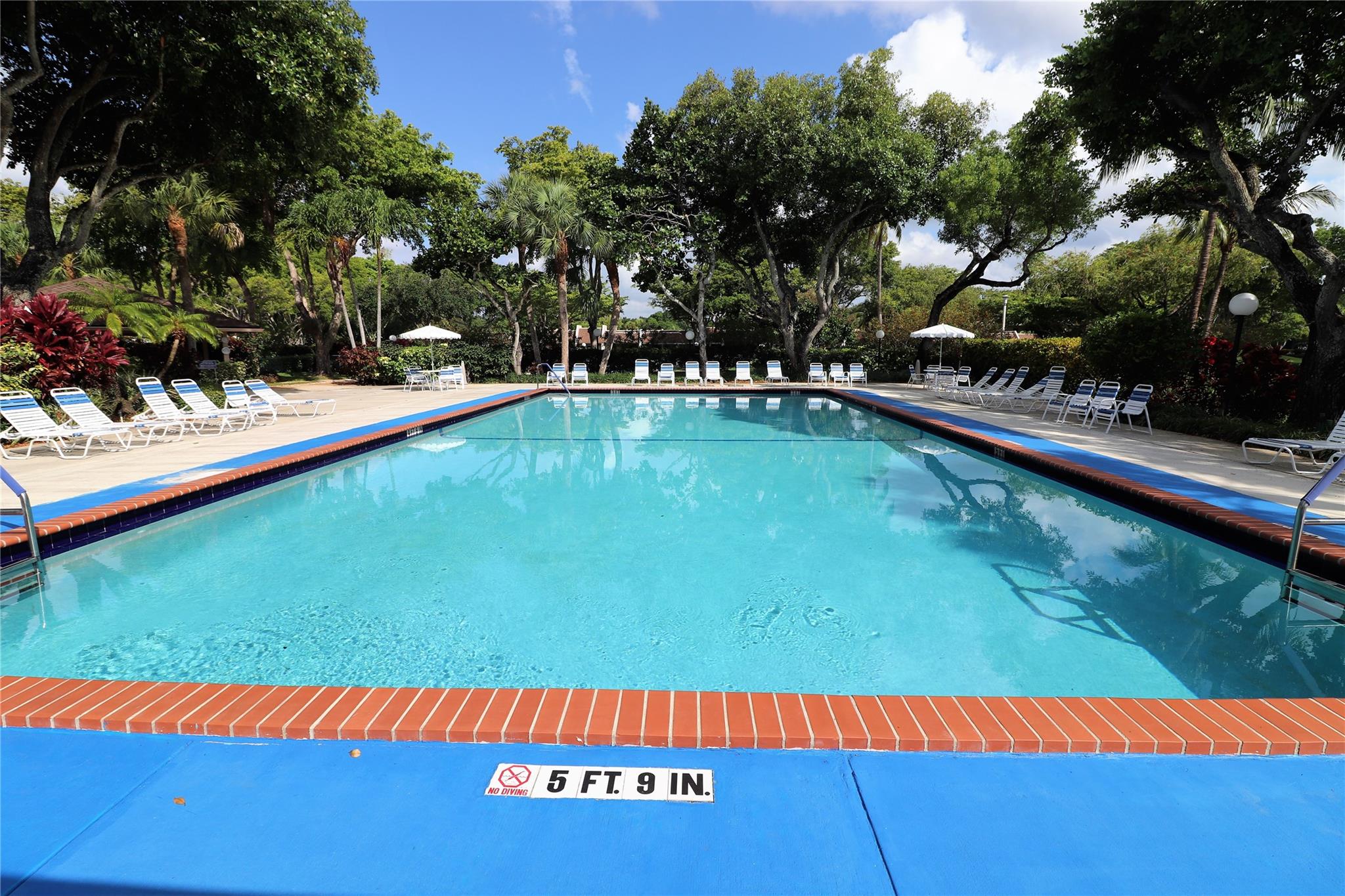 Photo for 3900 Oaks Clubhouse Drive, 305, Pompano Beach, FL 33069 - Listing #FX-10517147 3900 Oaks Clubhouse Drive, 305, Pompano Beach, FL 33069