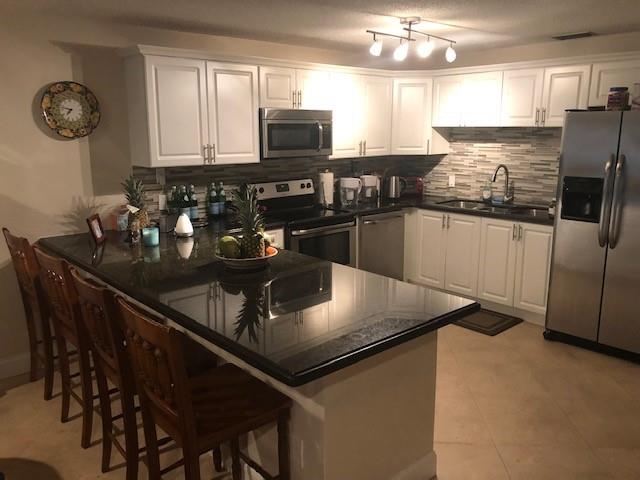 Photo for 22065 Las Brisas Circle, 402, Boca Raton, FL 33433 - listing #FX-10527011 22065 Las Brisas Circle, 402, Boca Raton, FL 33433