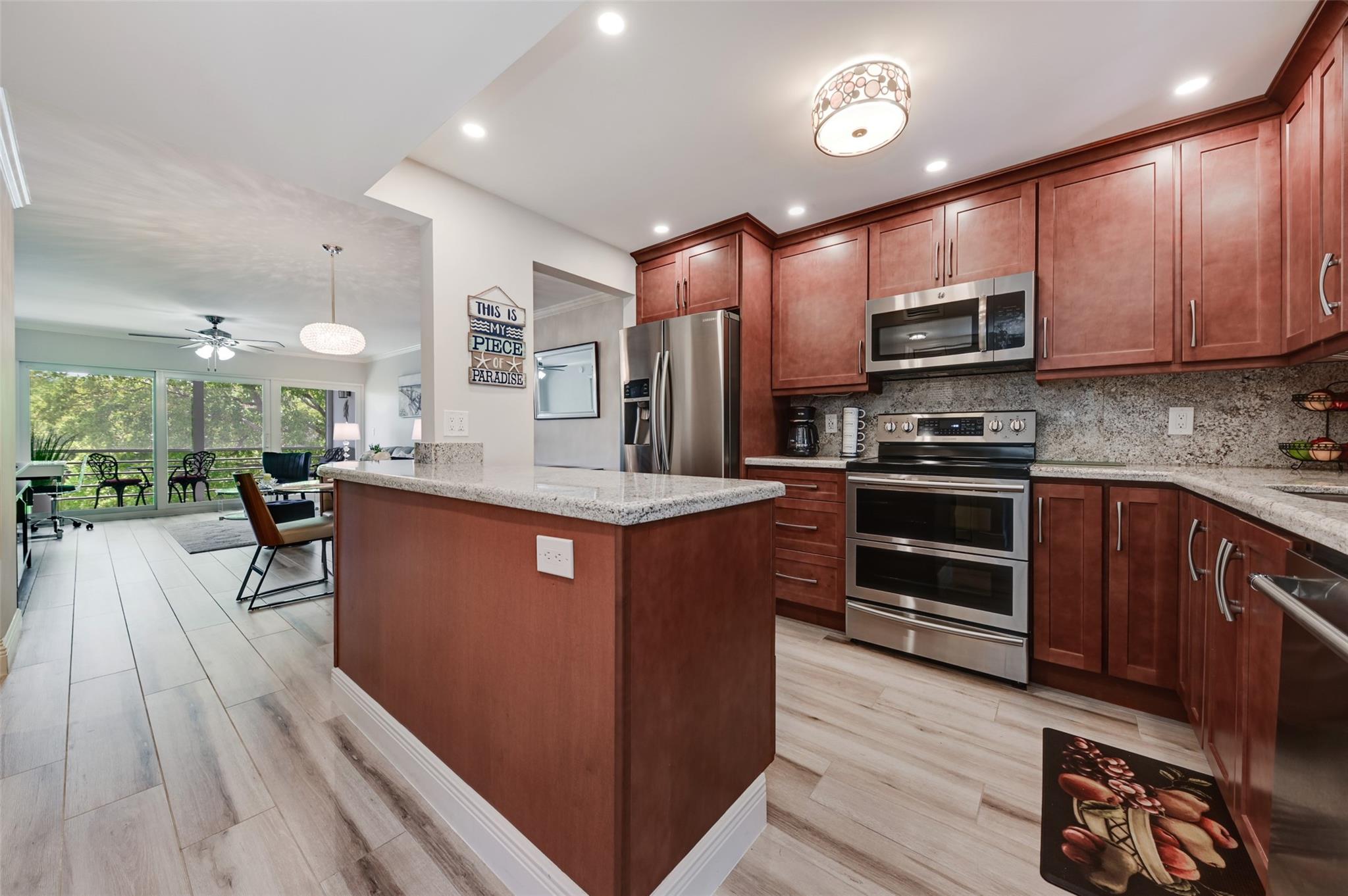 773 Jeffery Street 4-305, Boca Raton, FL 33487