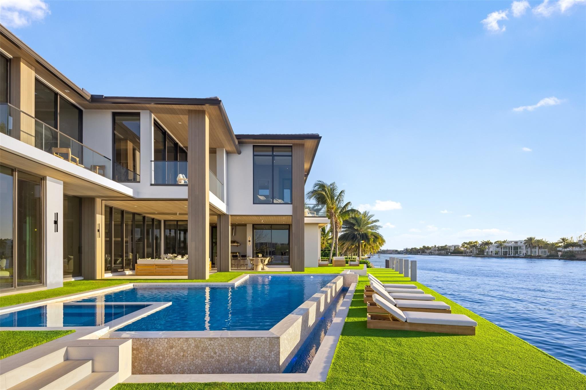 32 Seneca Road, Fort Lauderdale, FL 33308