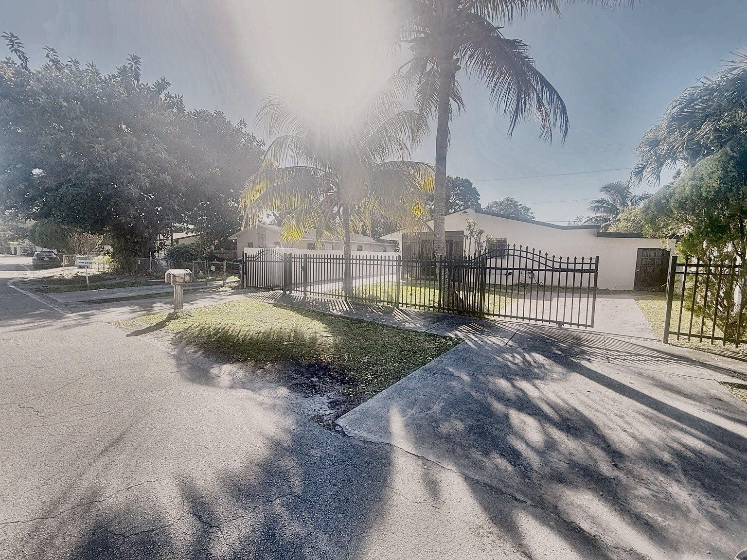 1728 NW 114th Street, Miami, FL 33167