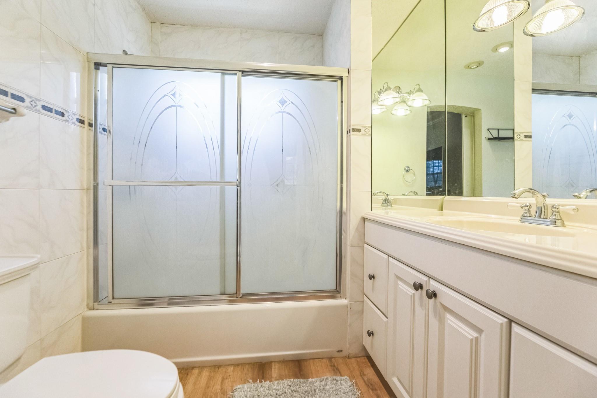 Photo for 5360 NE 10th Avenue, Deerfield Beach, FL 33064 - Listing #FX-10496756 5360 NE 10th Avenue, Deerfield Beach, FL 33064