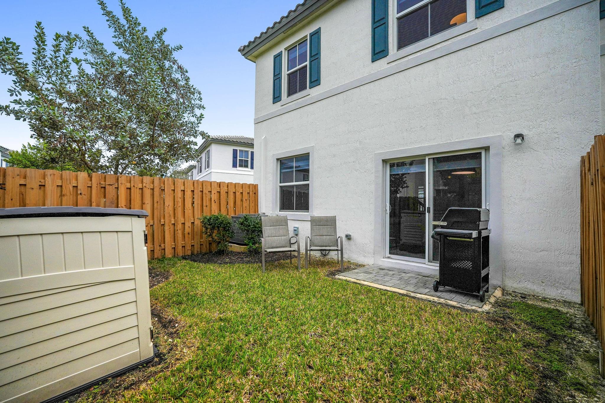 11881 NW 46th Street, Coral Springs, FL 33076