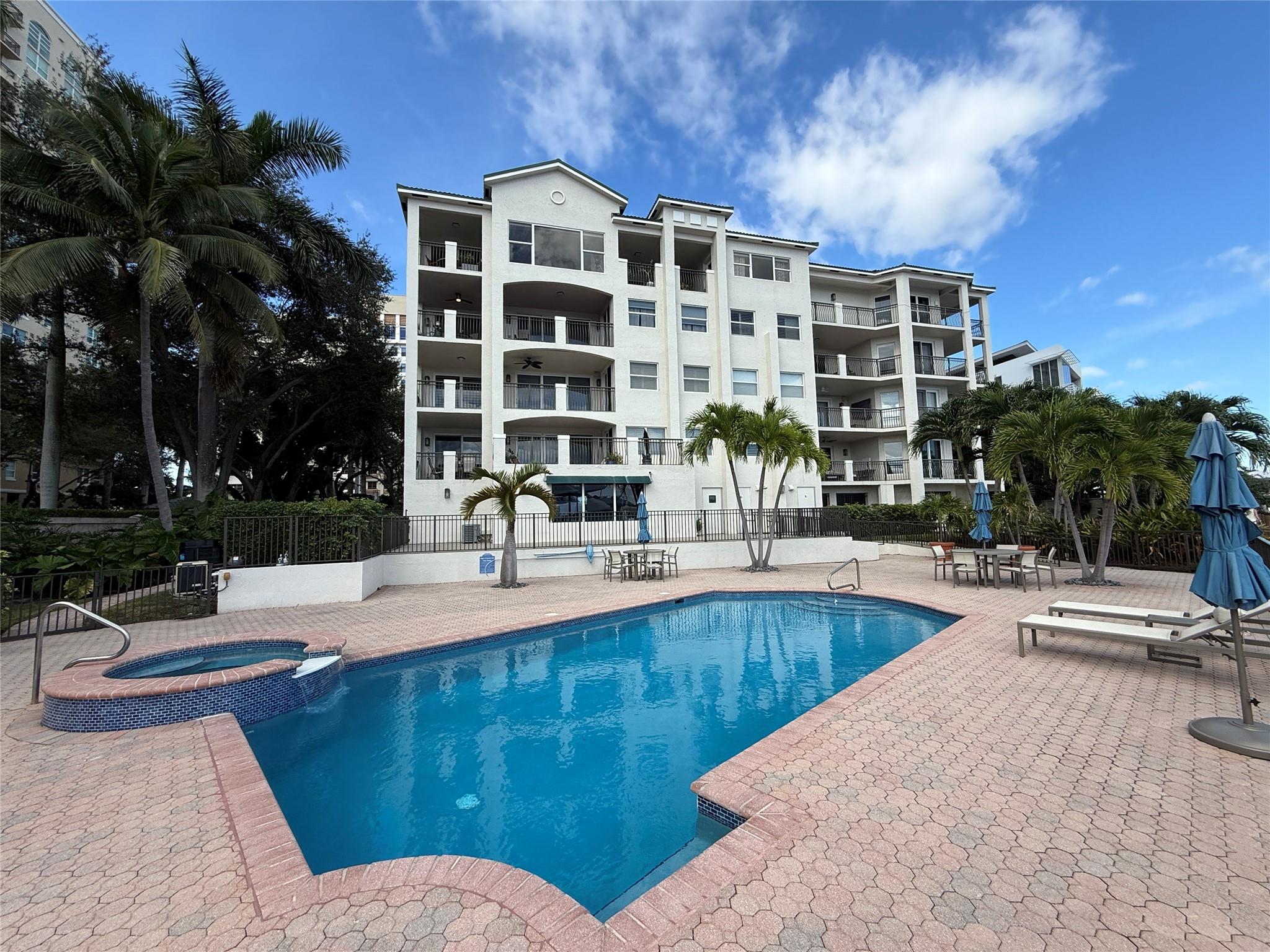 Photo for 1050 Seminole Drive, 2A, Fort Lauderdale, FL 33304 - listing #FX-10536393 1050 Seminole Drive, 2A, Fort Lauderdale, FL 33304