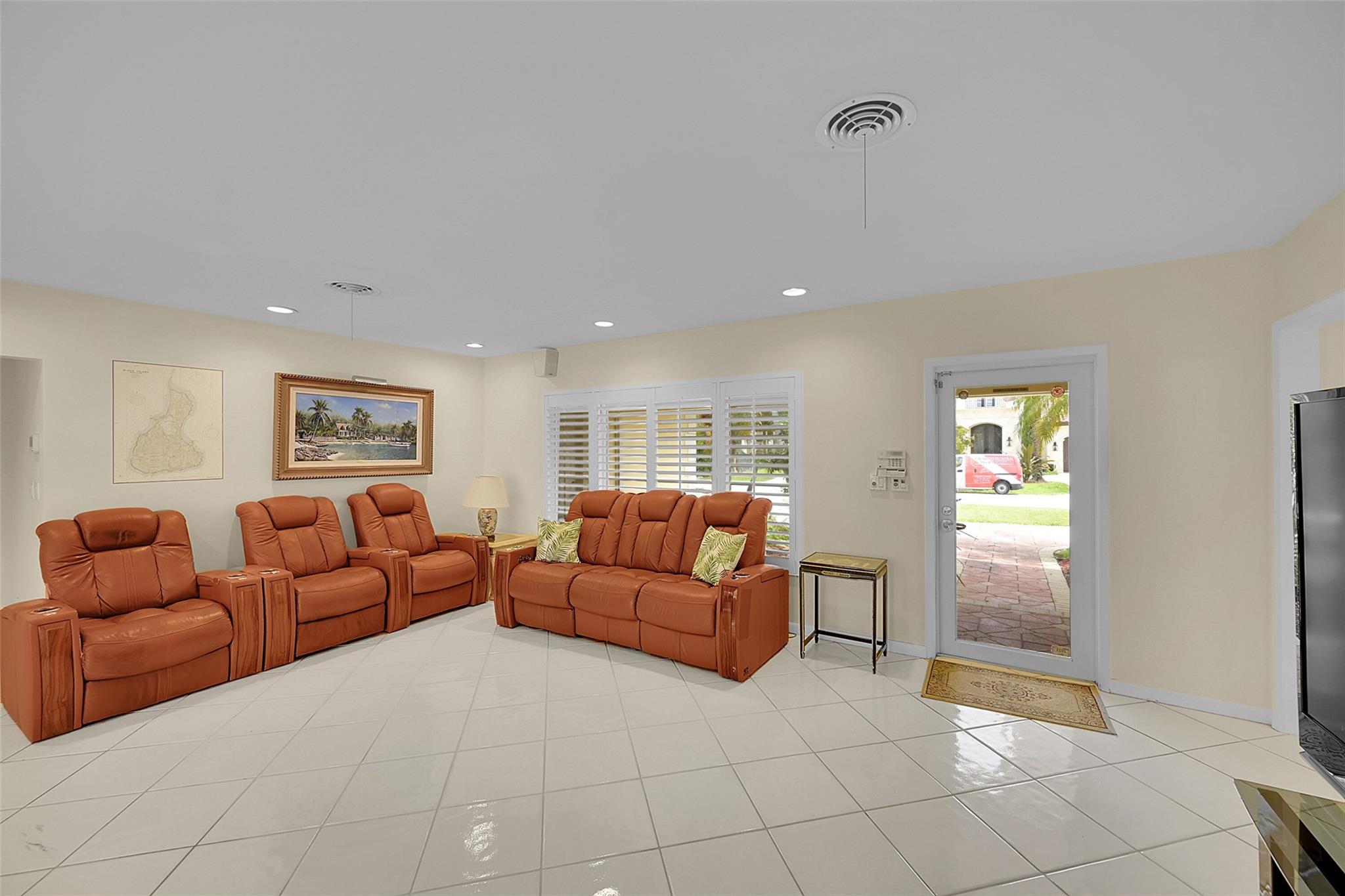 Photo for 2920 NE 23rd Street, Pompano Beach, FL 33062 - Listing #FX-10512875 2920 NE 23rd Street, Pompano Beach, FL 33062