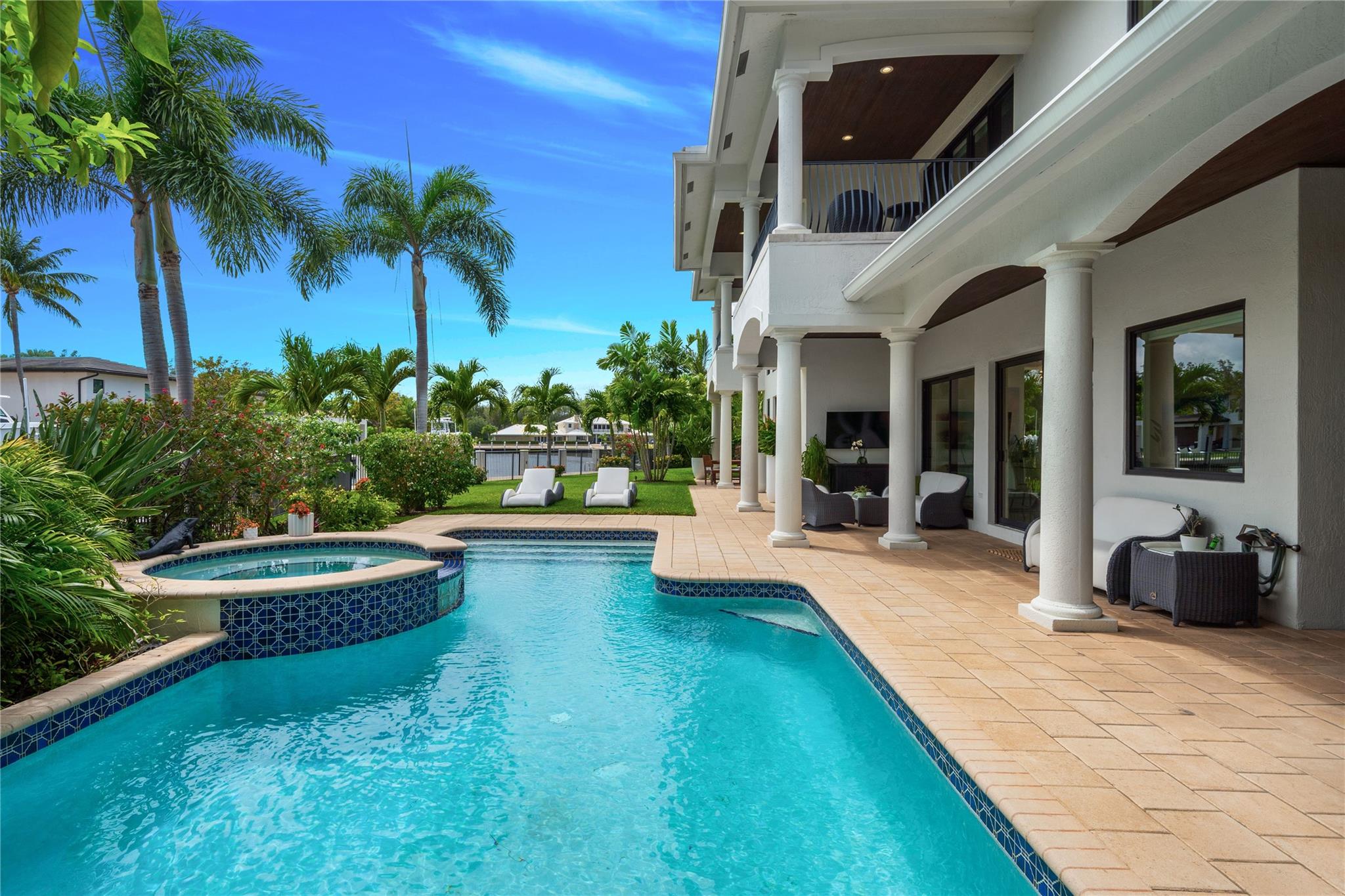 41 Compass Lane, Fort Lauderdale, FL 33308