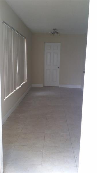 8877 NW 28th Drive 3, Coral Springs, FL 33065