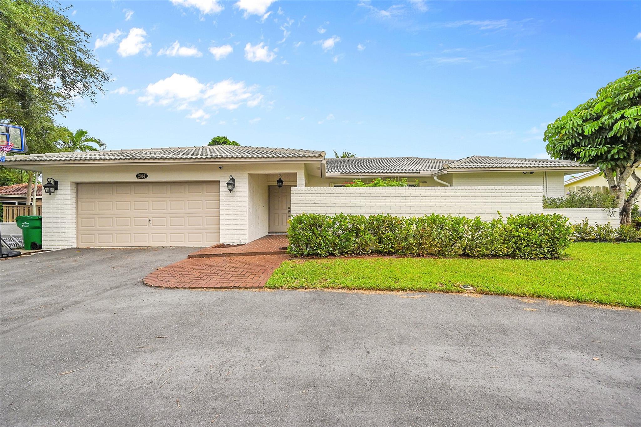 Photo for 2014 NW 102nd Terrace, Coral Springs, FL 33071 - Listing #FX-10524328 2014 NW 102nd Terrace, Coral Springs, FL 33071