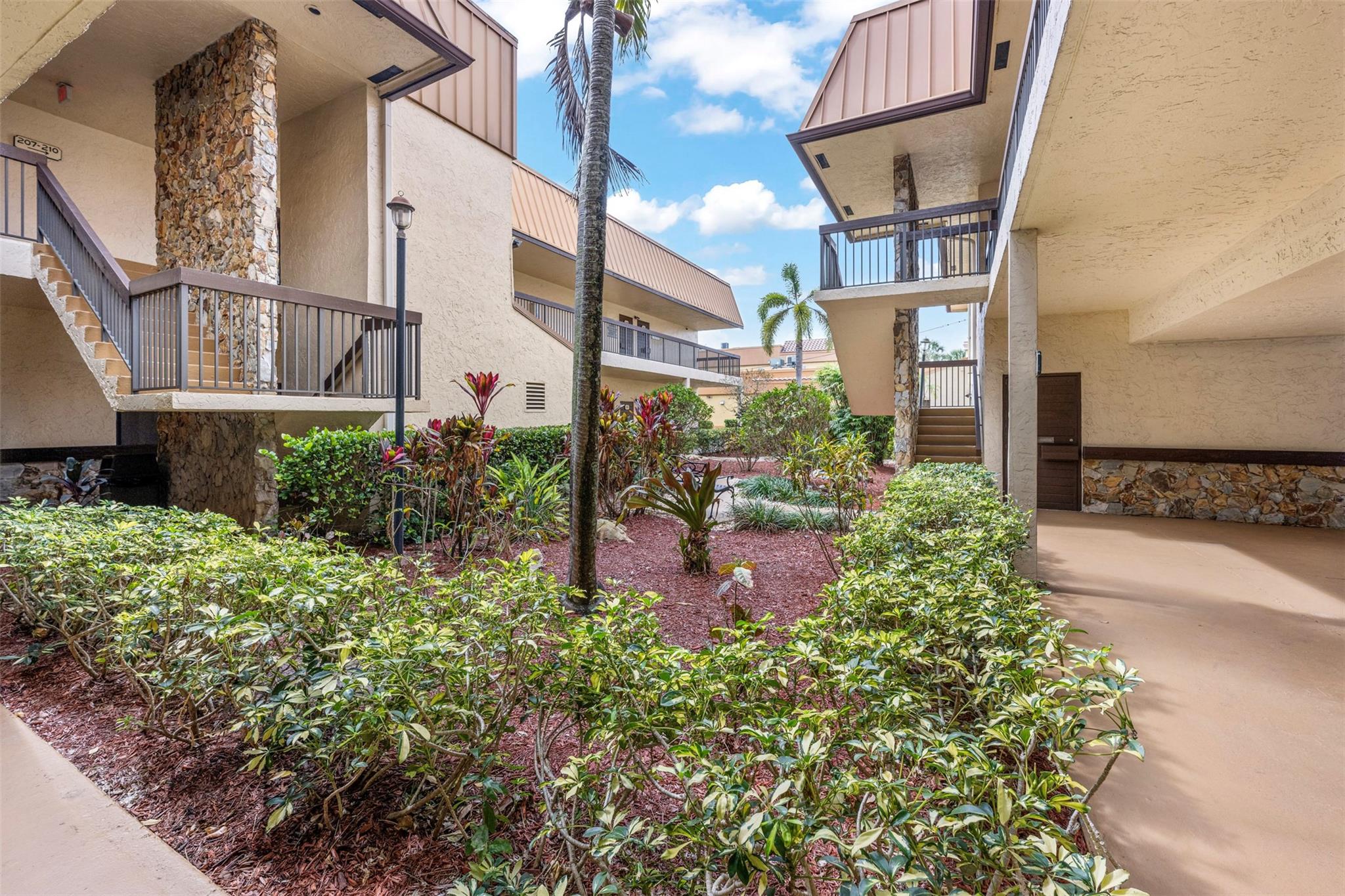 1881 N University Drive 205, Coral Springs, FL 33071