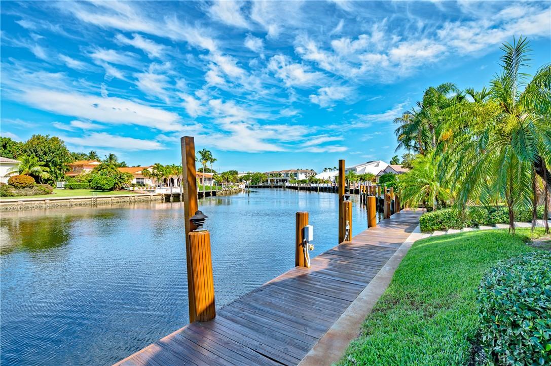 2 Compass Lane, Fort Lauderdale, FL 33308