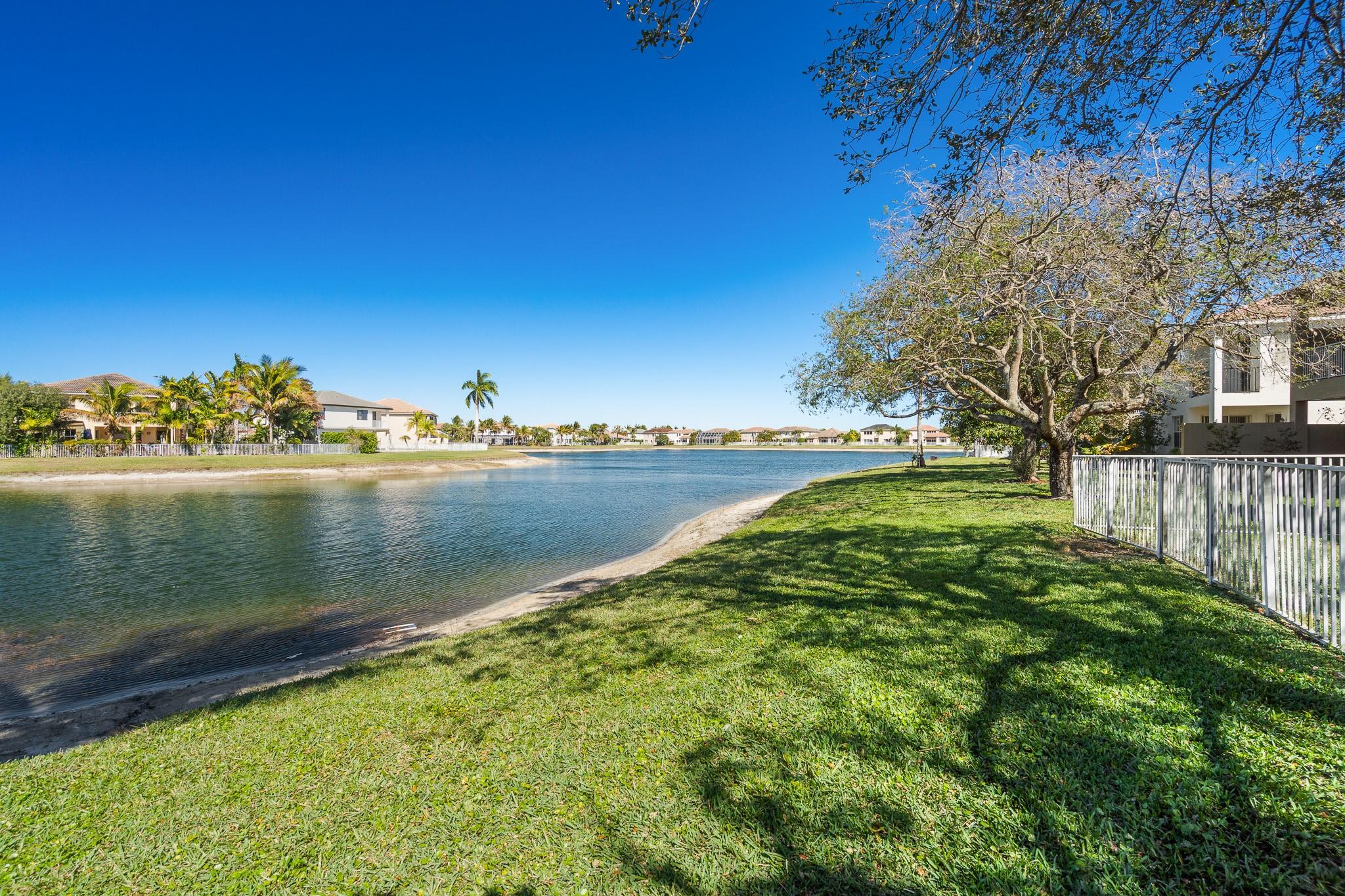 10633 Old Hammock Way, Wellington, FL 33414