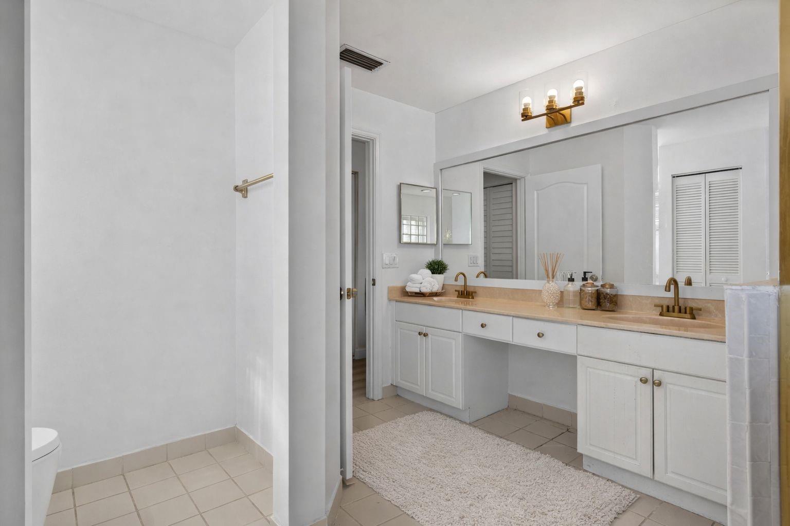 1055 NW 117th Avenue, Coral Springs, FL 33071