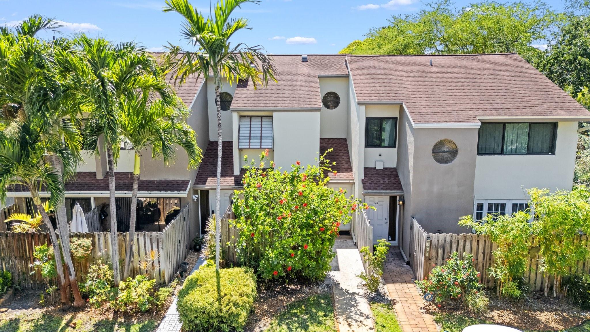 Photo for 344 City View Drive, Fort Lauderdale, FL 33311 - listing #FX-10535430 344 City View Drive, Fort Lauderdale, FL 33311