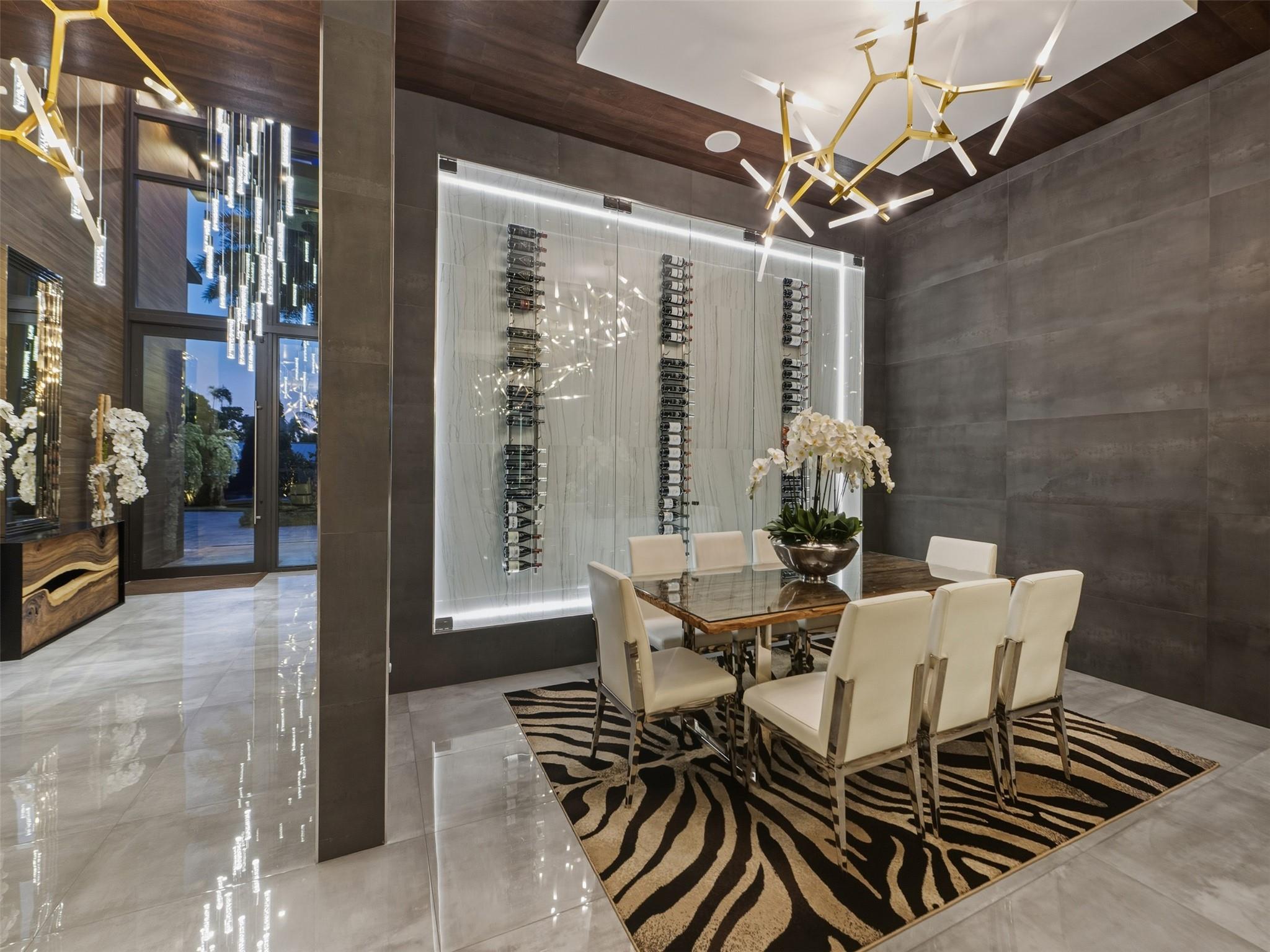 Open Living with Walls of Glass