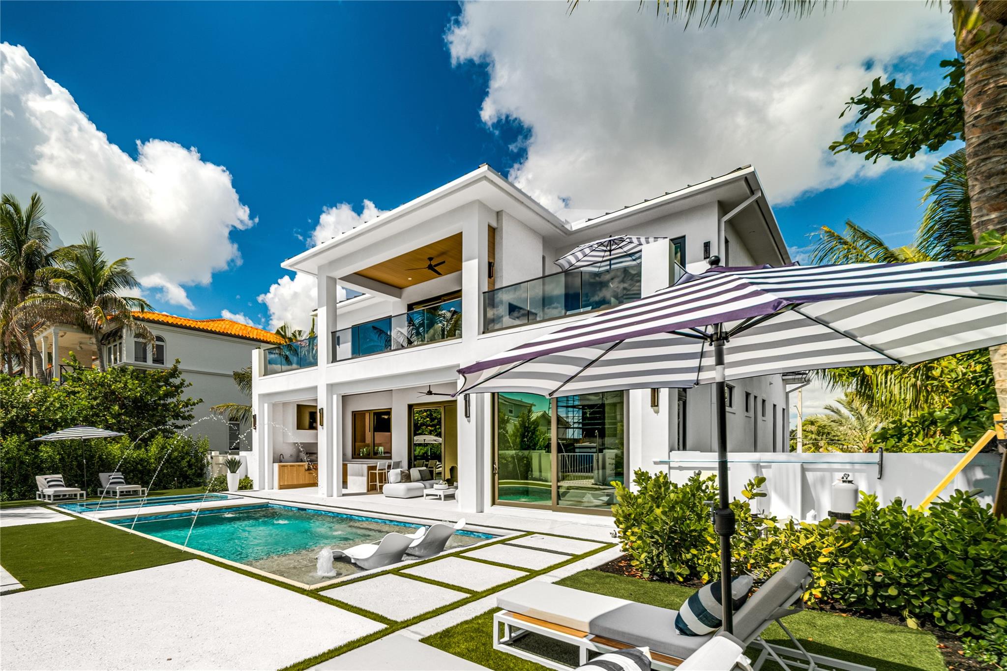 6107 N Ocean Boulevard, Ocean Ridge, FL 33435