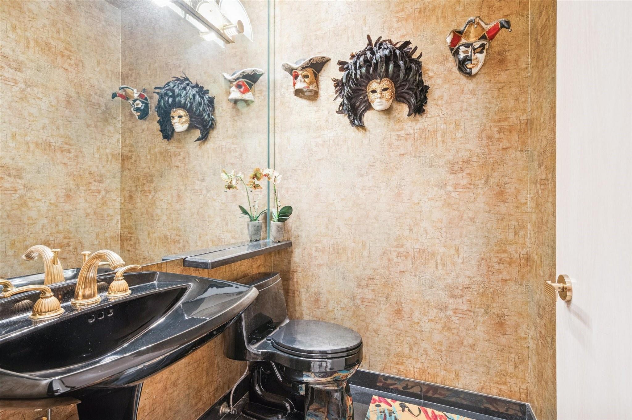 5 Isla Bahia Drive, Fort Lauderdale, FL 33316